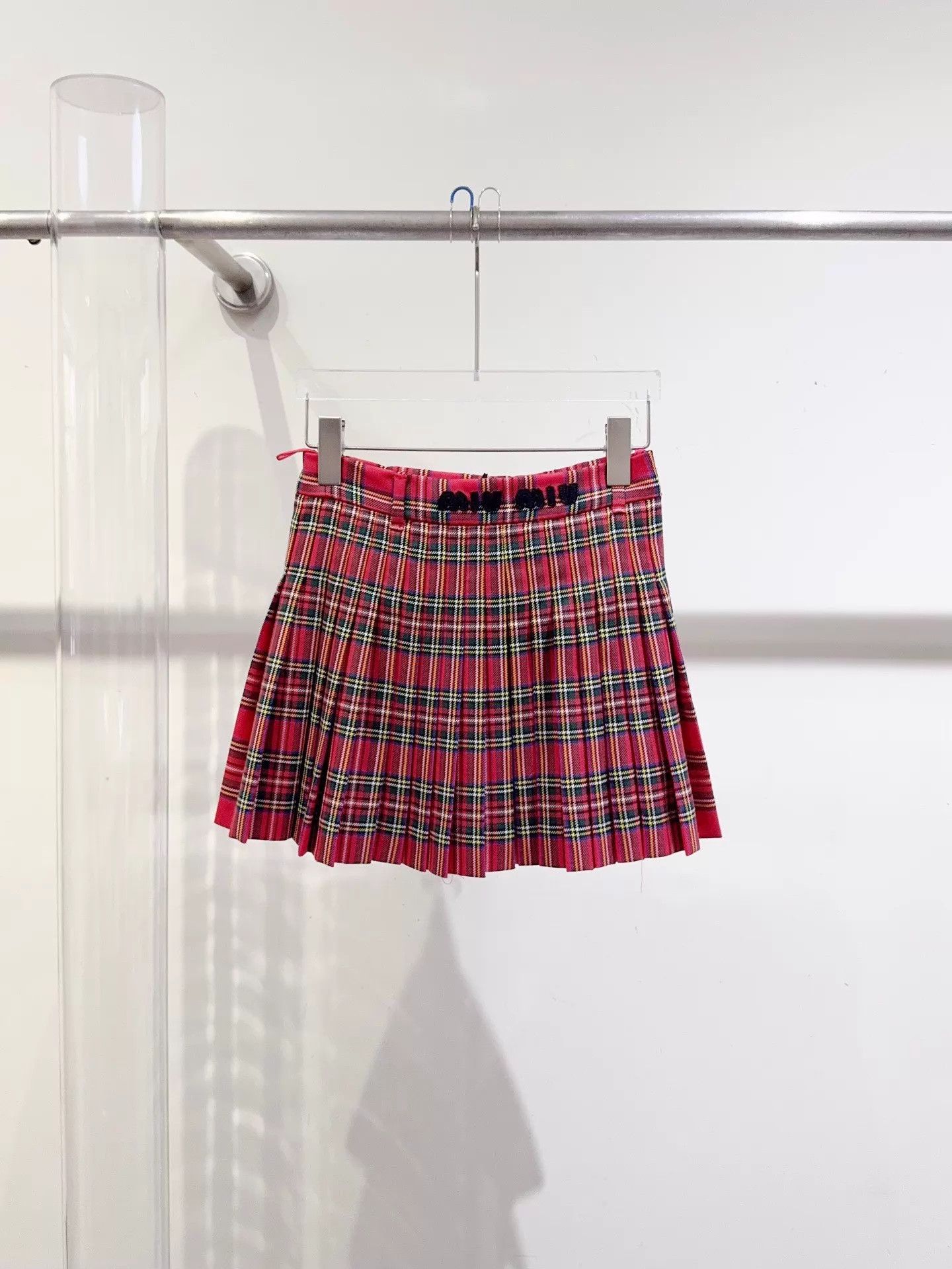 Miu Miu MIU MIU Pleated Skirt 36/40 Back Logo Size 25" / US 0 / IT 36 - 2 Thumbnail