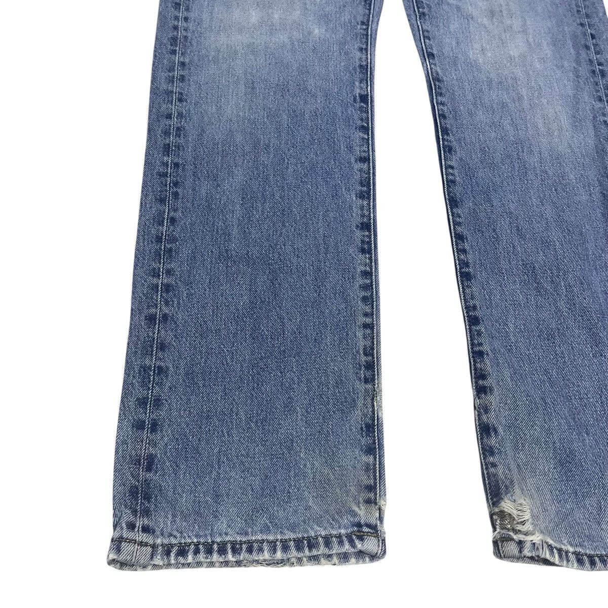 If Six Was Nine × Japanese Brand × Le Grande Bleu (L.G.B.) VINTAGE UNIQLO LIGHT BLUE WASHED DENIM PANTS Size US 32 / EU 48 - 5 Thumbnail