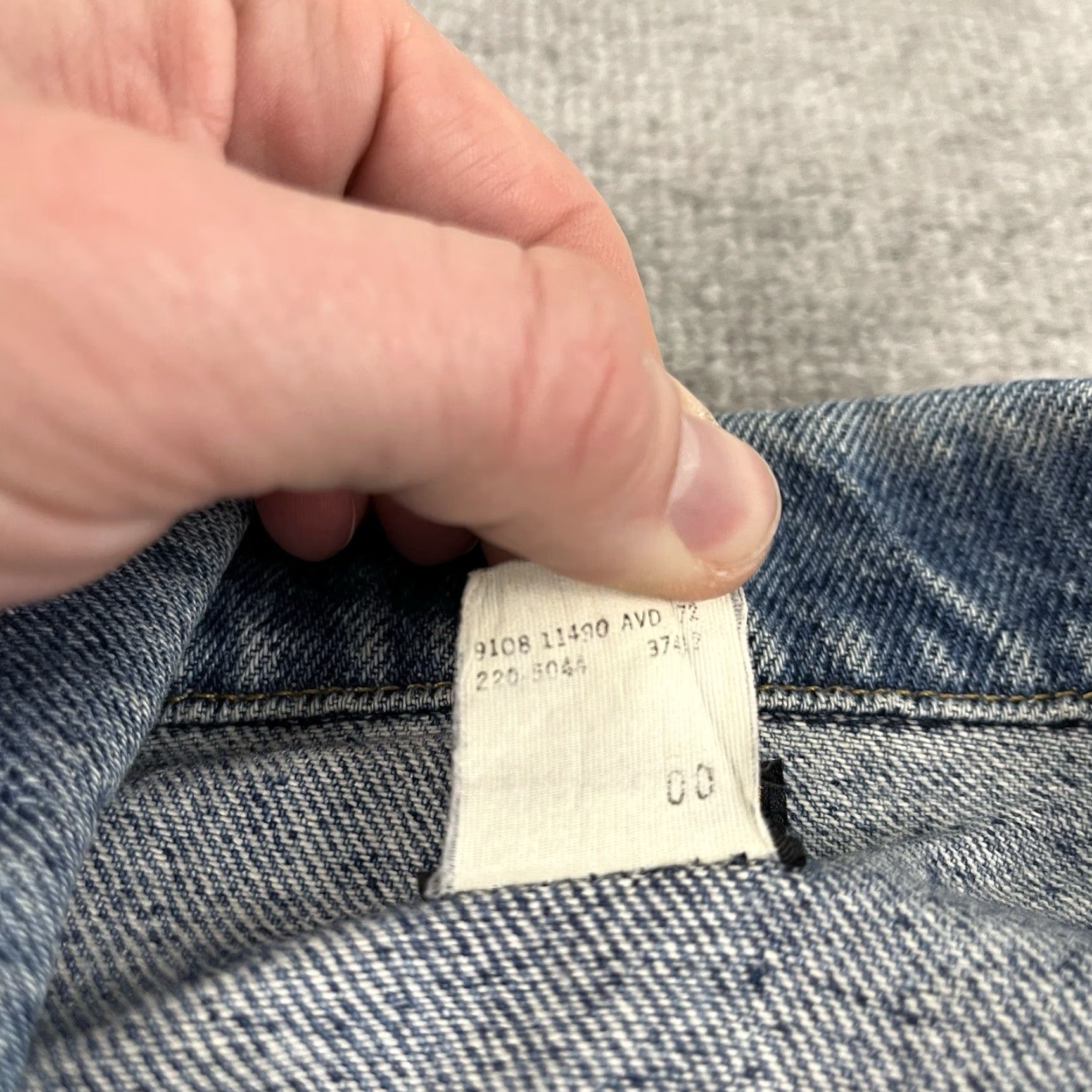 Lee VINTAGE LEE Denim Trucker Jacket Adult XL Blue "Riders" 80s Classic Workwear Mens Size US 36 / EU 52 - 3 Thumbnail