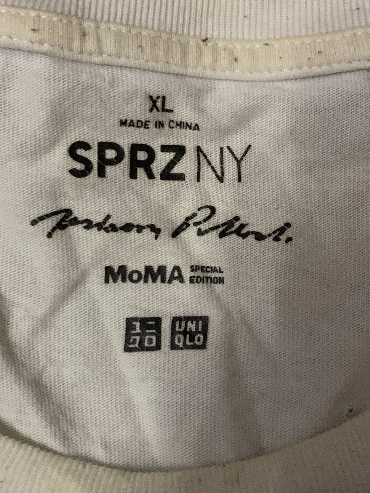Uniqlo Uniqlo X Moma Special Edition Nice Printed Tee Size US XL / EU 56 / 4 - 4 Thumbnail