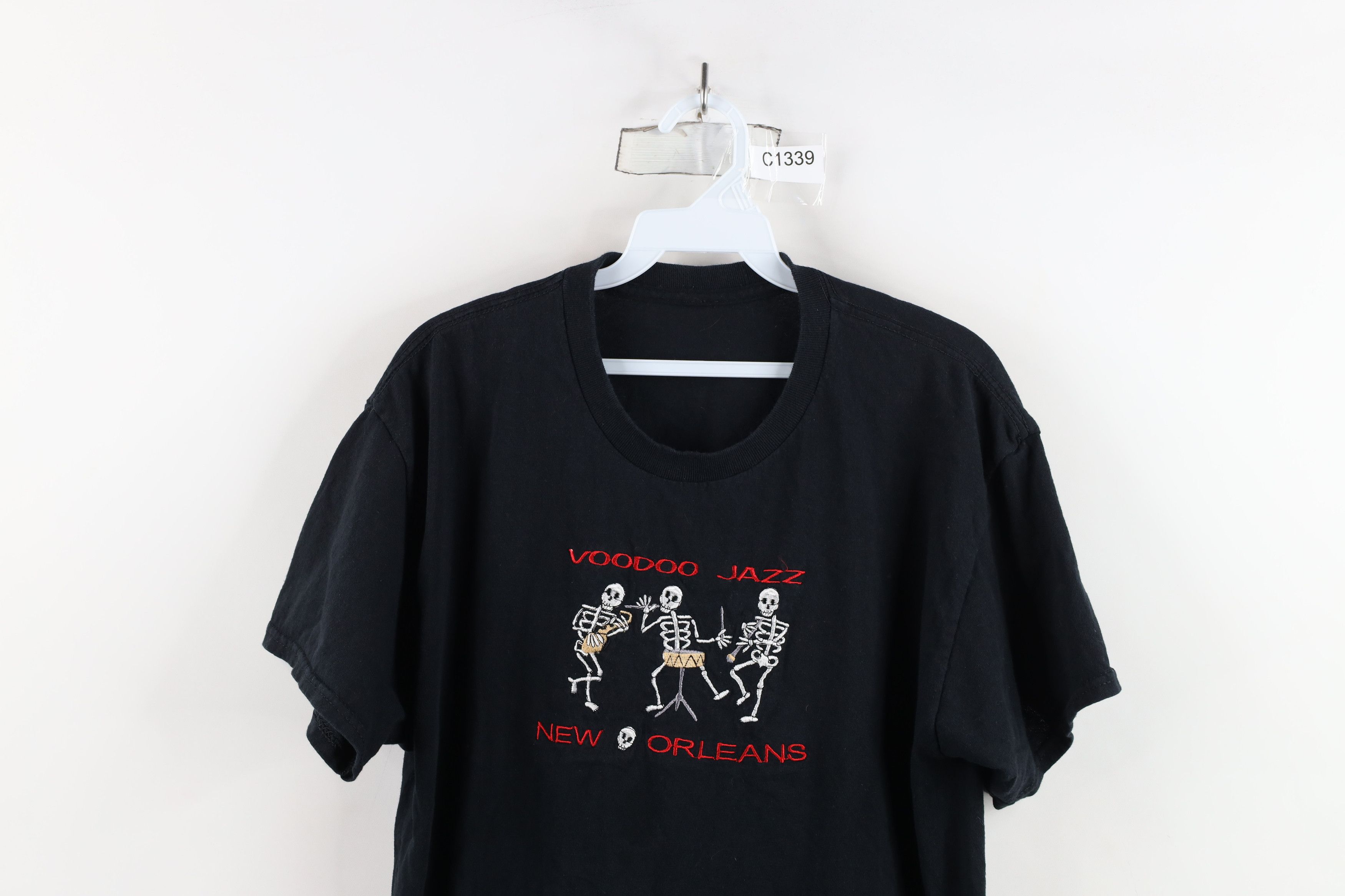 Vintage Vintage Streetwear Voodoo Jazz New Orleans Skeleton T-Shirt Size US L / EU 52-54 / 3 - 2 Thumbnail