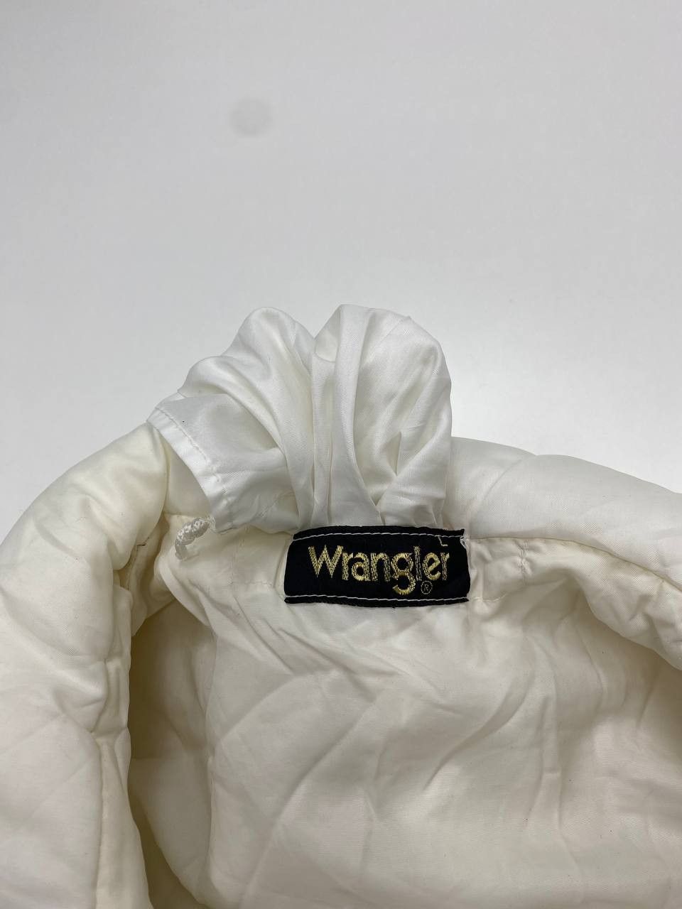 Wrangler Wrangler White Rainbow Vintage Puffer Jacket 80s Women S-M Size S / US 4 / IT 40 - 11 Thumbnail