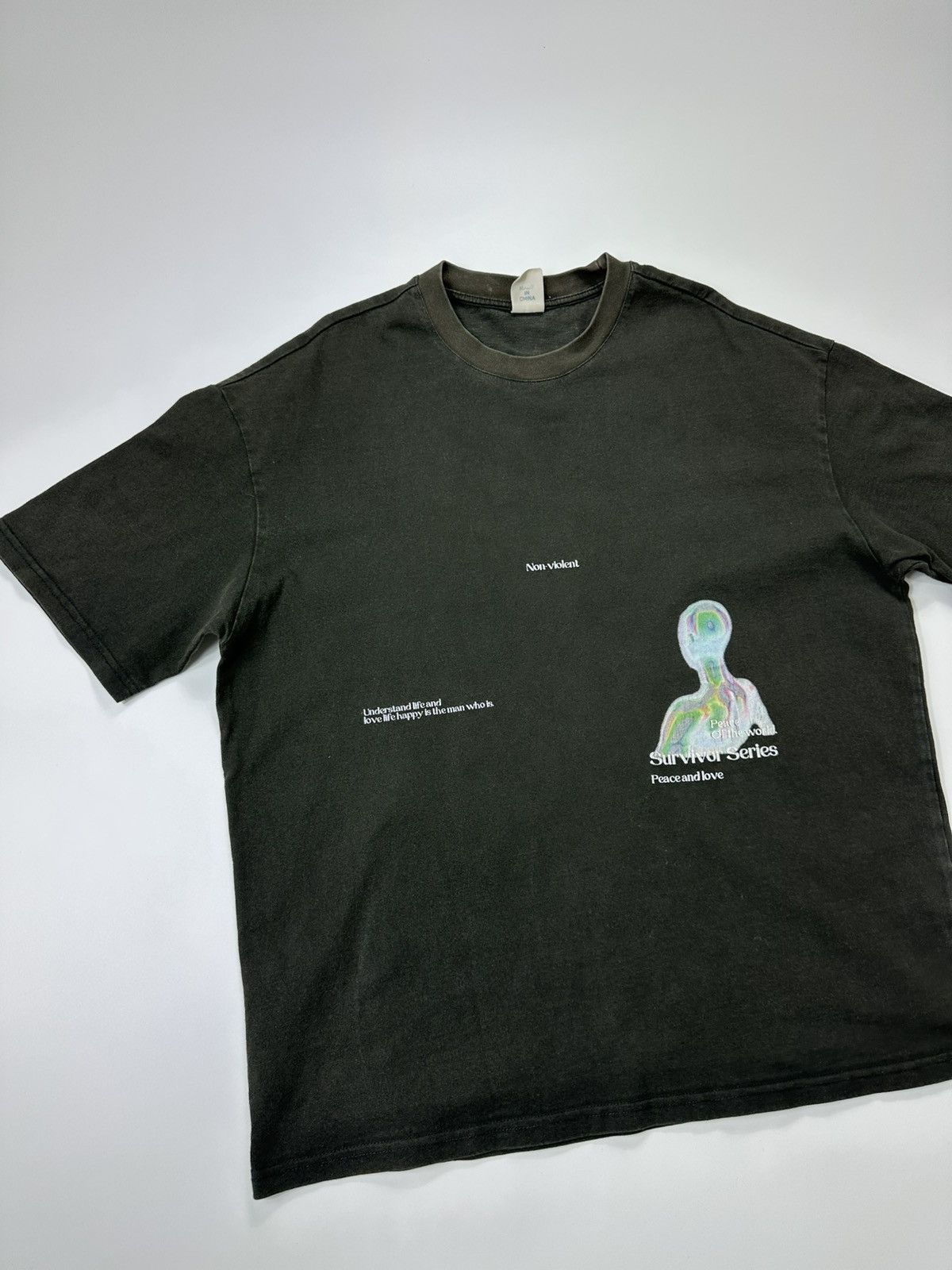 Other Survios Series Graphic Print T-shirt Men's Size US XL / EU 56 / 4 - 5 Thumbnail