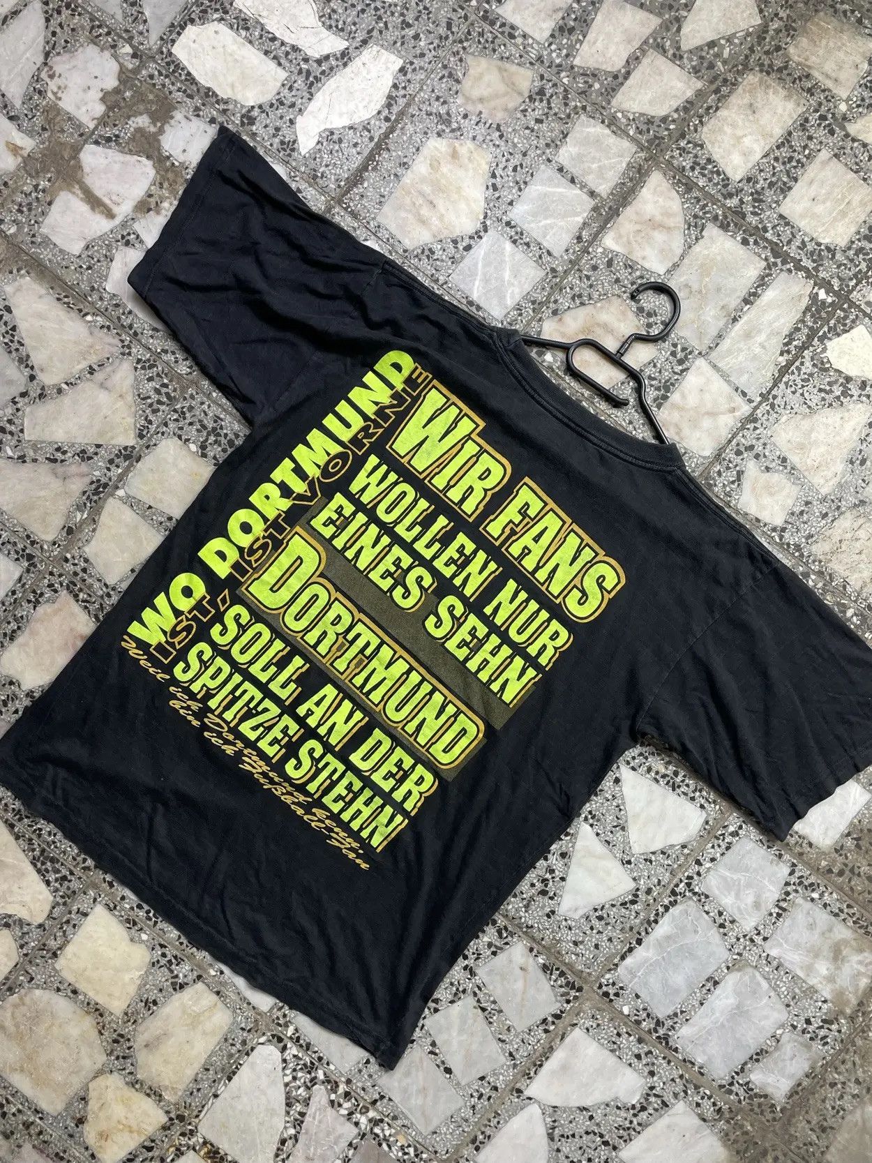 Vintage VINTAGE 90S BVB BORUSSIA DORTMUND 1995 BLACK WASHED TEE Size US L / EU 52-54 / 3 - 2 Thumbnail