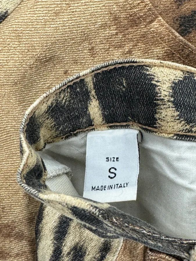 Roberto Cavalli AW2001 Roberto Cavalli Beige Denim Leopard Print Skirt Size 29" - 12 Thumbnail