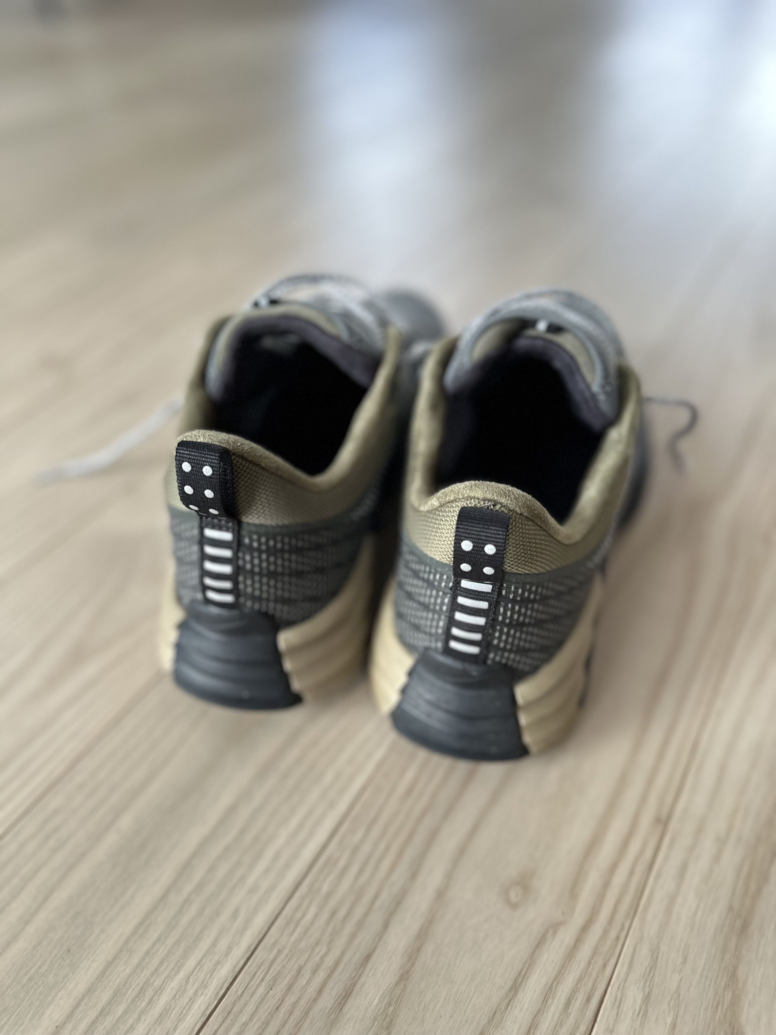 Nike NIKE Lunar Roam SE Medium Olive Size US 10.5 / EU 43-44 - 4 Thumbnail