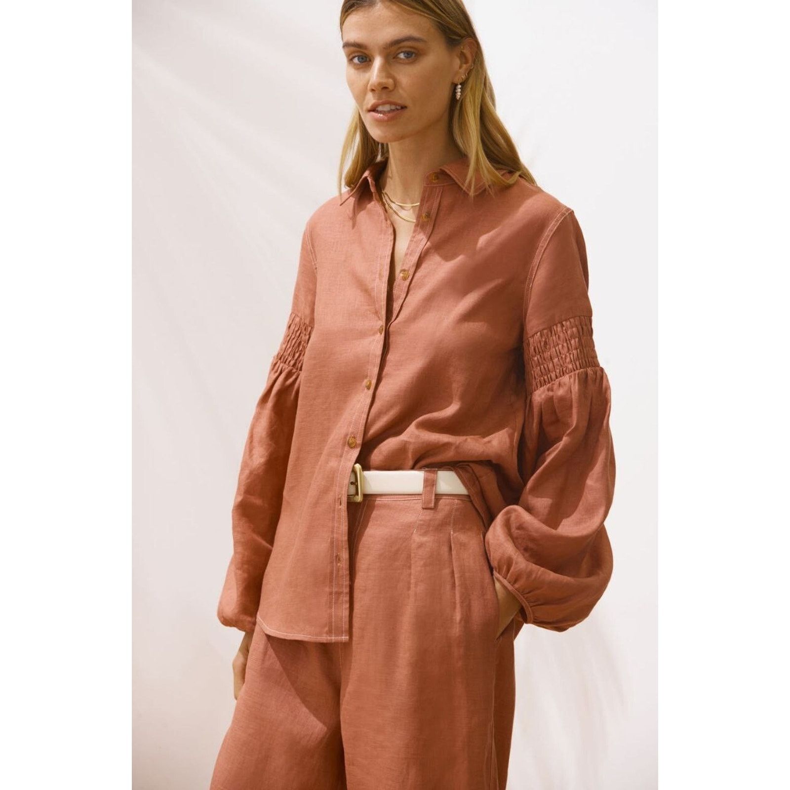 & Other Stories SANCIA Women THE LUCIE SHIRT linen Blouse Button L A000078 Size L / US 10 / IT 46 - 2 Thumbnail