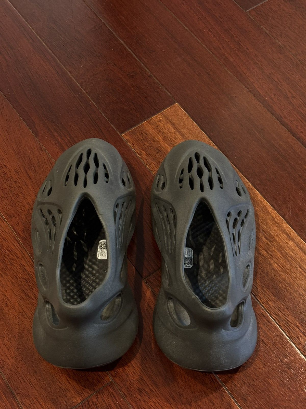 Yeezy Adidas Yeezy Foam RNR Size US 6 / IT 36 - 8 Thumbnail
