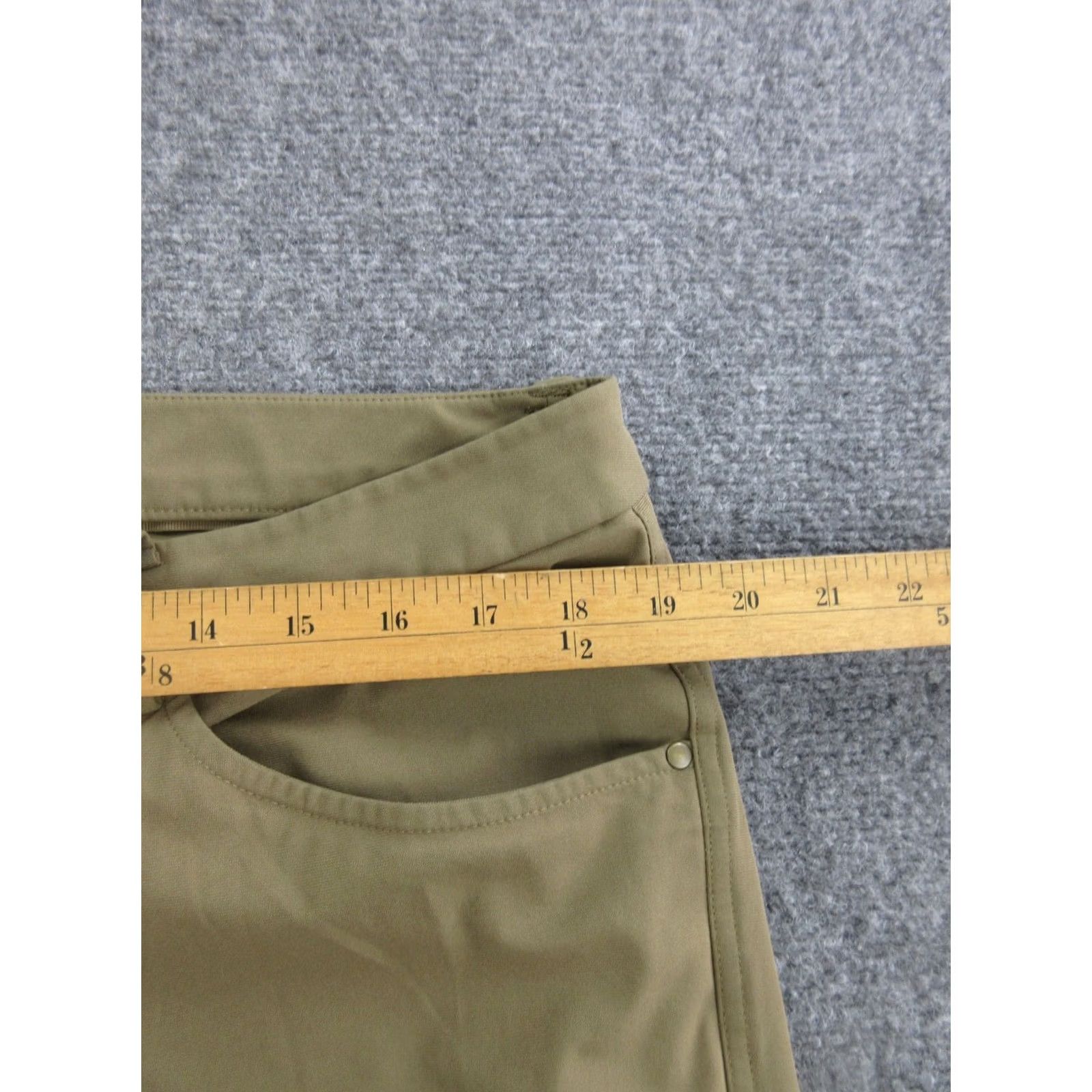 Lululemon Lululemon Pants Mens 36x30 Beige Stretch Chino Golf Casual Straight Leg Travel Size US 36 / EU 52 - 6 Thumbnail