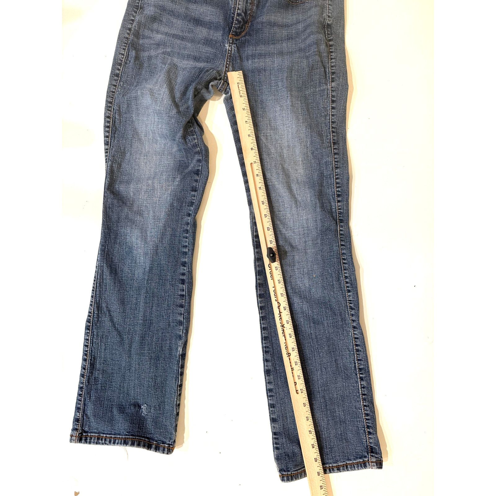 Wrangler Aura Wrangler Jeans Womens 6 Bootcut Western Mid Rise Denim Size 28" / US 6 / IT 42 - 7 Thumbnail