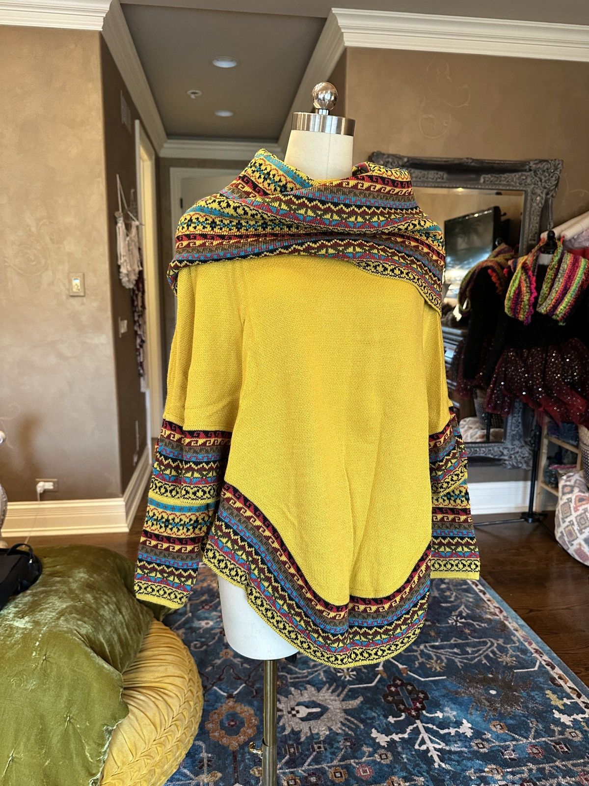 Other Yellow Poncho Size S / US 4 / IT 40 - 1 Thumbnail