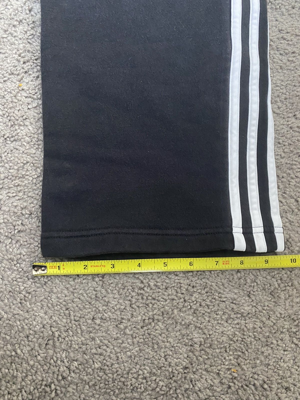 Adidas × Vintage Vintage Baggy Adidas Sweatpants Size US 30 / EU 46 - 7 Thumbnail