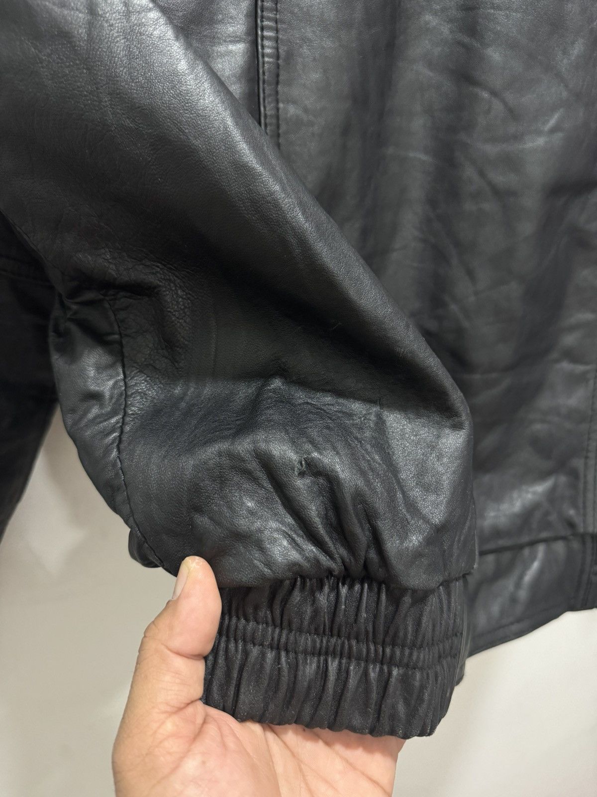 VINTAGE IBEPE JINDO DISTRESSED LEATHER JACKET