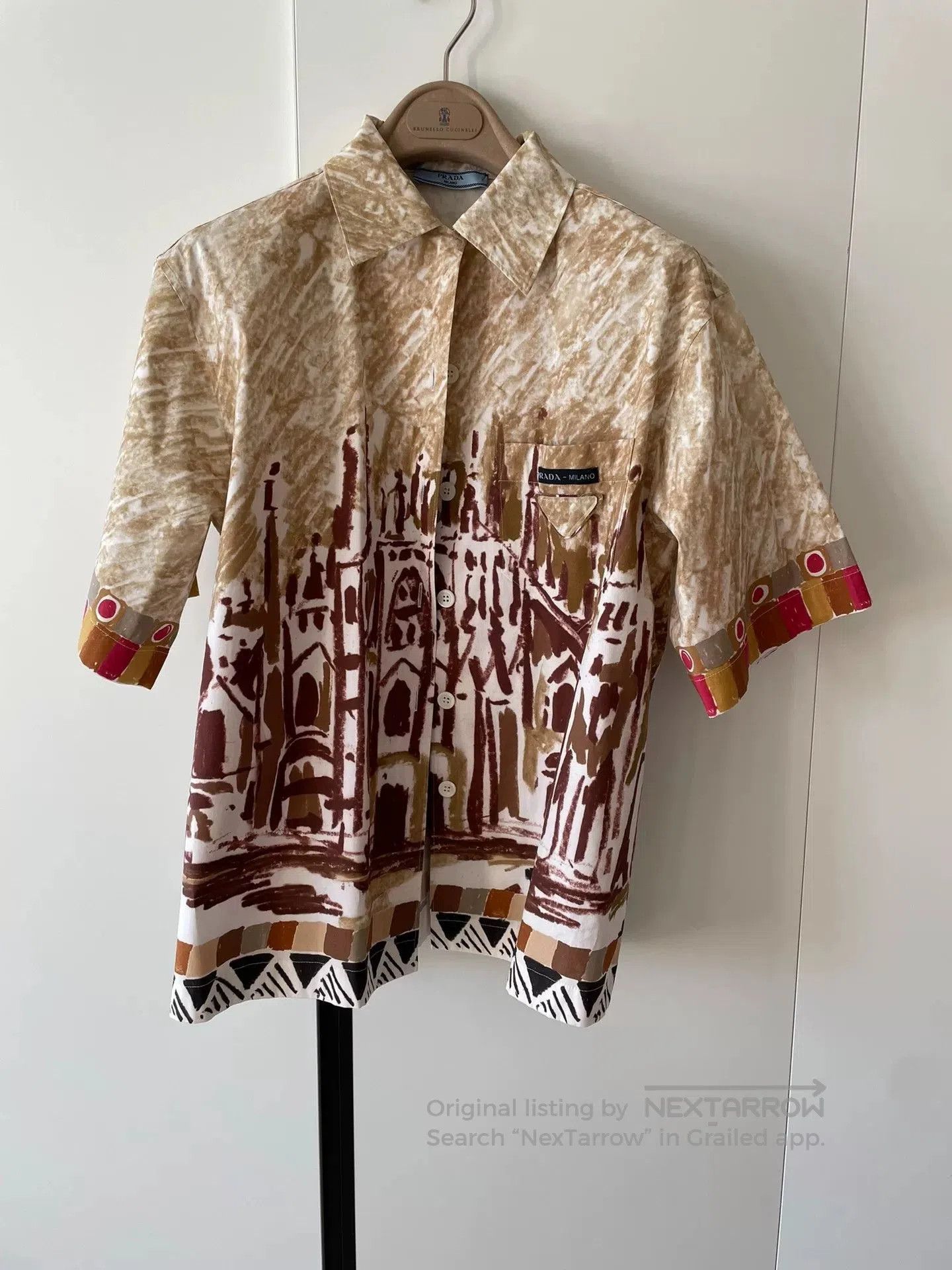 Prada Prada Triangle Logo Short. Size XS / US 0-2 / IT 36-38 - 1 Thumbnail