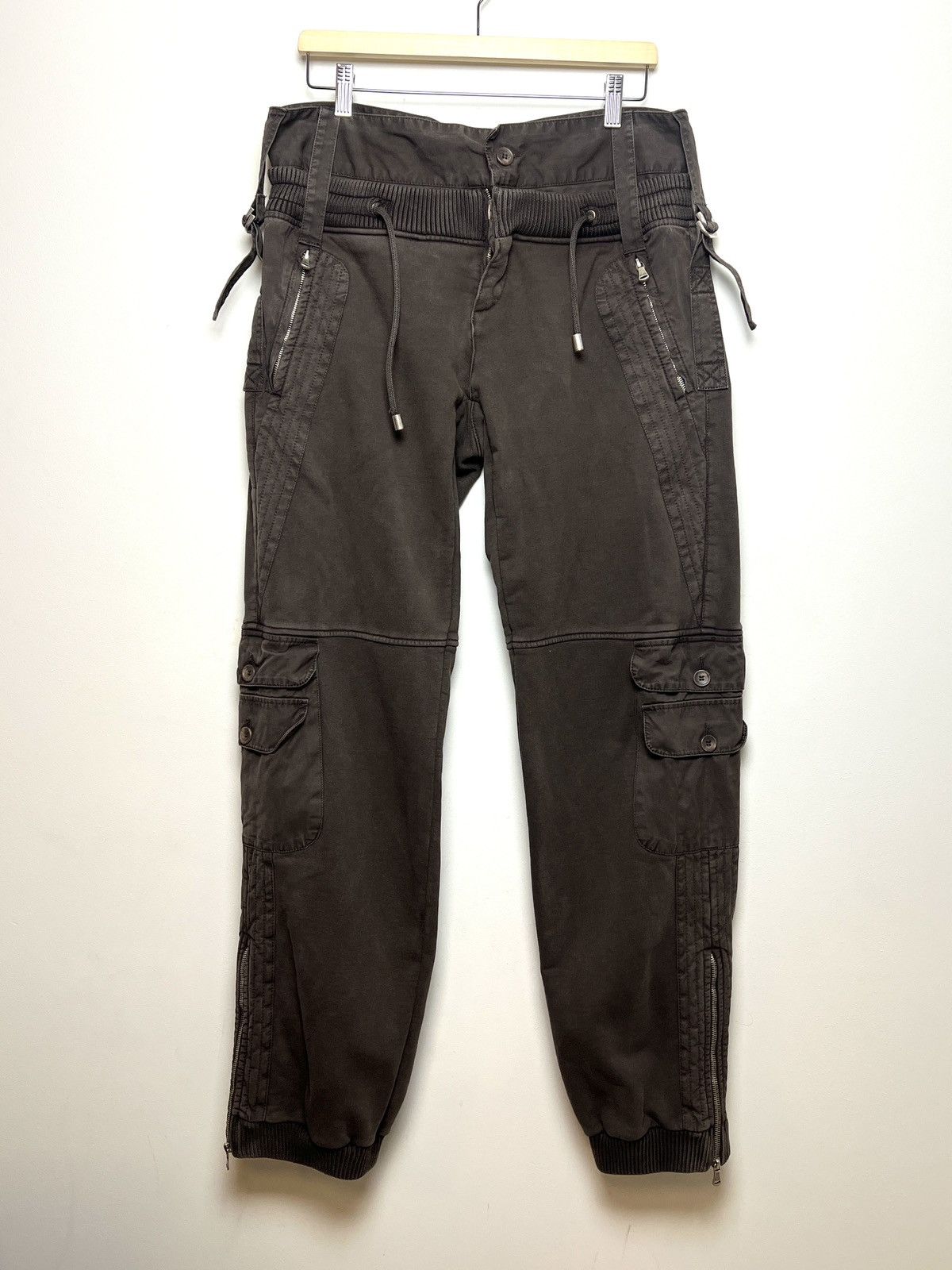 image of Avant Garde x Dolce Gabbana Dolce&gabbana Y2K Multipocket Double Waist Cargo Sweatpants in Brown (S