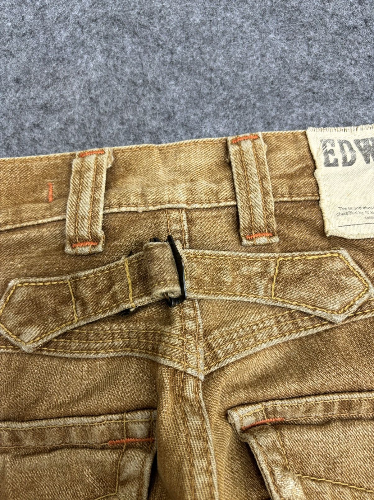 Edwin 💥Rare Colour💥Edwin 401XVS Rust Flare Cinch Back Denim F492 Size US 33 - 23 Thumbnail