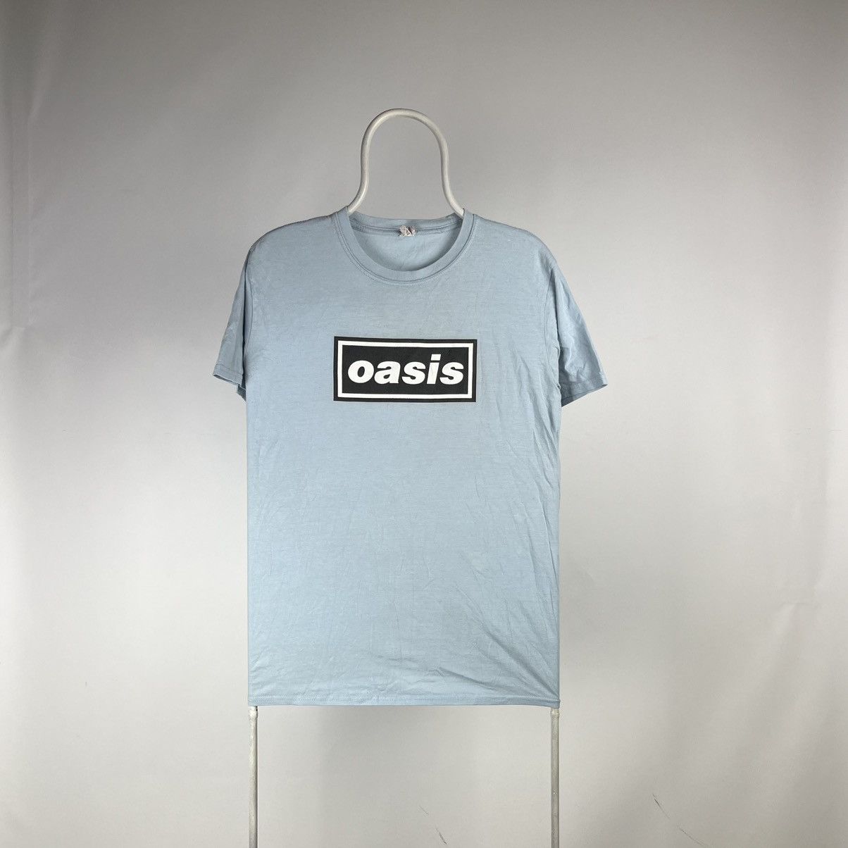 Band Tees Rare Vintage Rock T-Shirt OASIS 90' Y2K style. Size US M / EU 48-50 / 2 - 1 Thumbnail