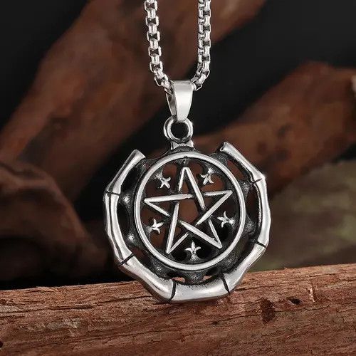 Jewelry × Vintage Retro Exquisite Lucky Star Necklace Size ONE SIZE - 1 Thumbnail