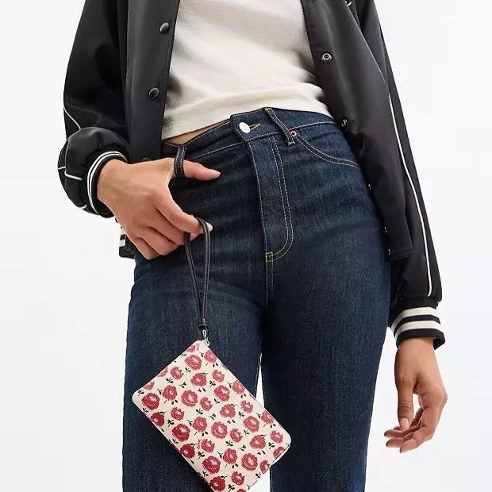 Coach NWT Coach Outlet Corner zip wristlet floral CBP21 Size ONE SIZE - 6 Thumbnail