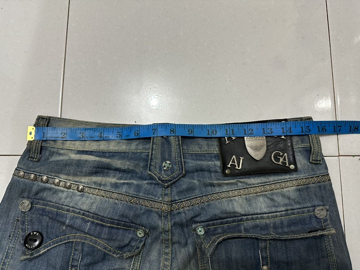 Armani VTG All ARMANI Collection Distressed Denim Size US 31 - 19 Thumbnail
