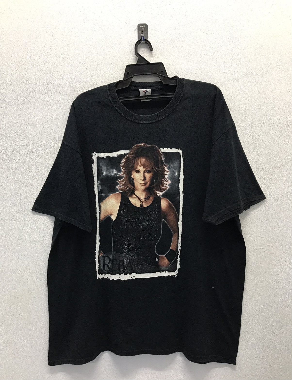 Band Tees × Jerzees × Vintage Vintage Reba McEntire 2007 Shirt Size US XXL / EU 58 / 5 - 1 Thumbnail