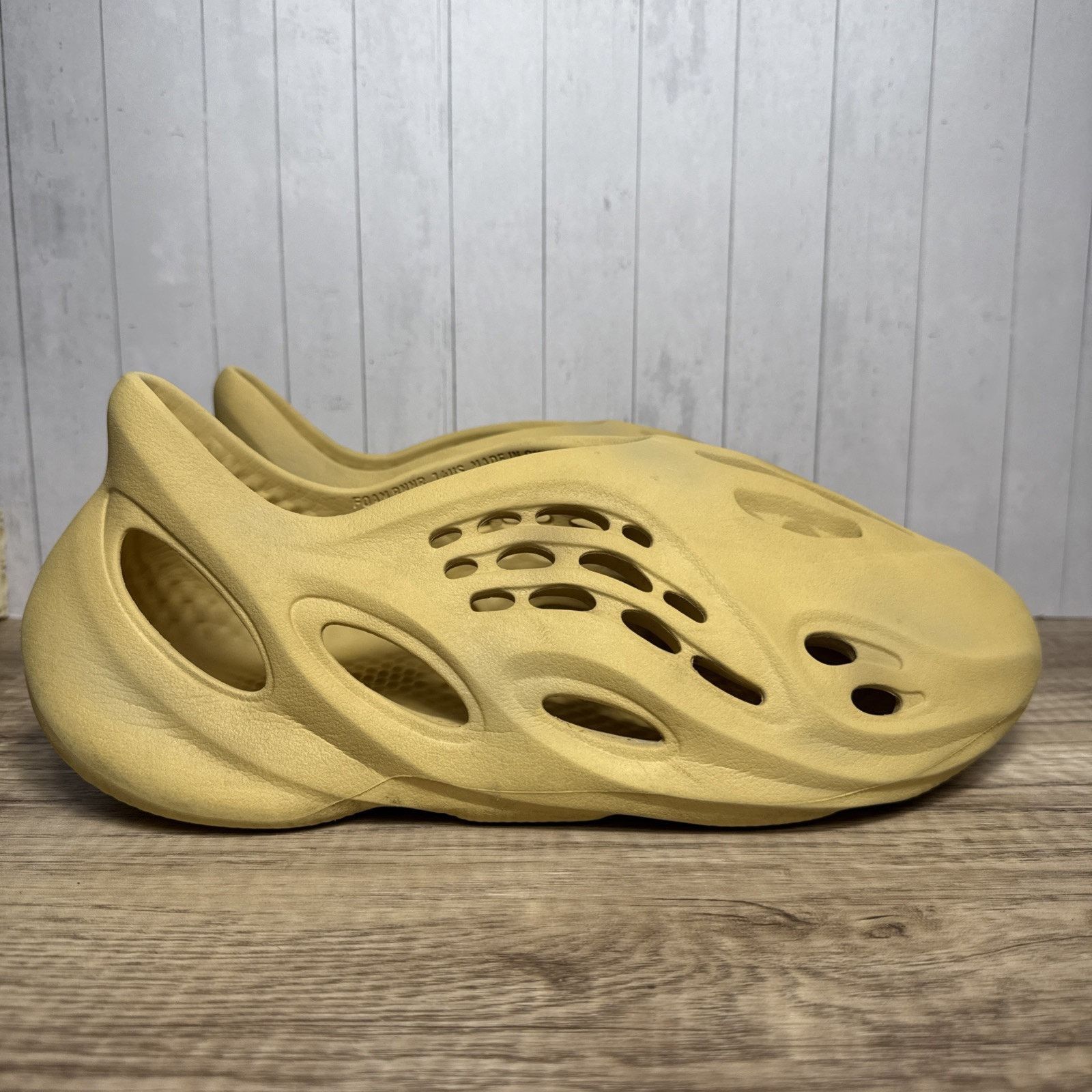 Adidas ADIDAS Yeezy Foam Runner RNR RNNR Sulfur GV6775 Sulfur Sz 14 Size US 14 / EU 47 - 2 Thumbnail