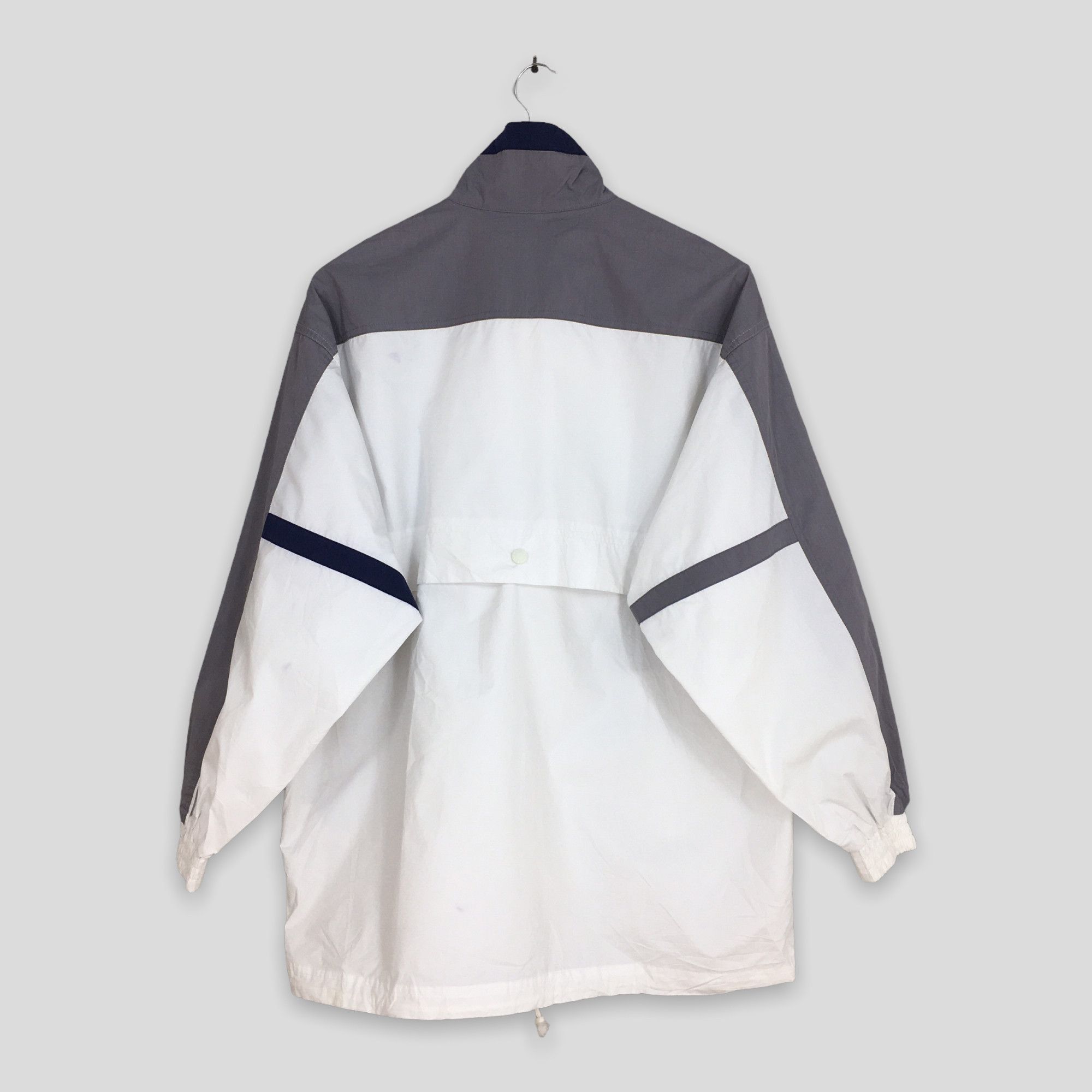 Sergio Tacchini Vintage Sergio Tacchini Windbreaker White Jacket Medium Size US M / EU 48-50 / 2 - 10 Thumbnail