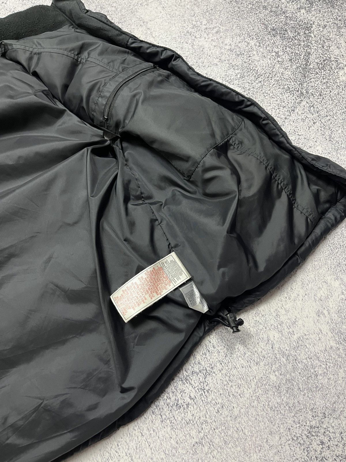 Nike Vintage 00’s Nike Puffer Vest Swoosh Y2K Drill Hype Rare Size US S / EU 44-46 / 1 - 11 Thumbnail