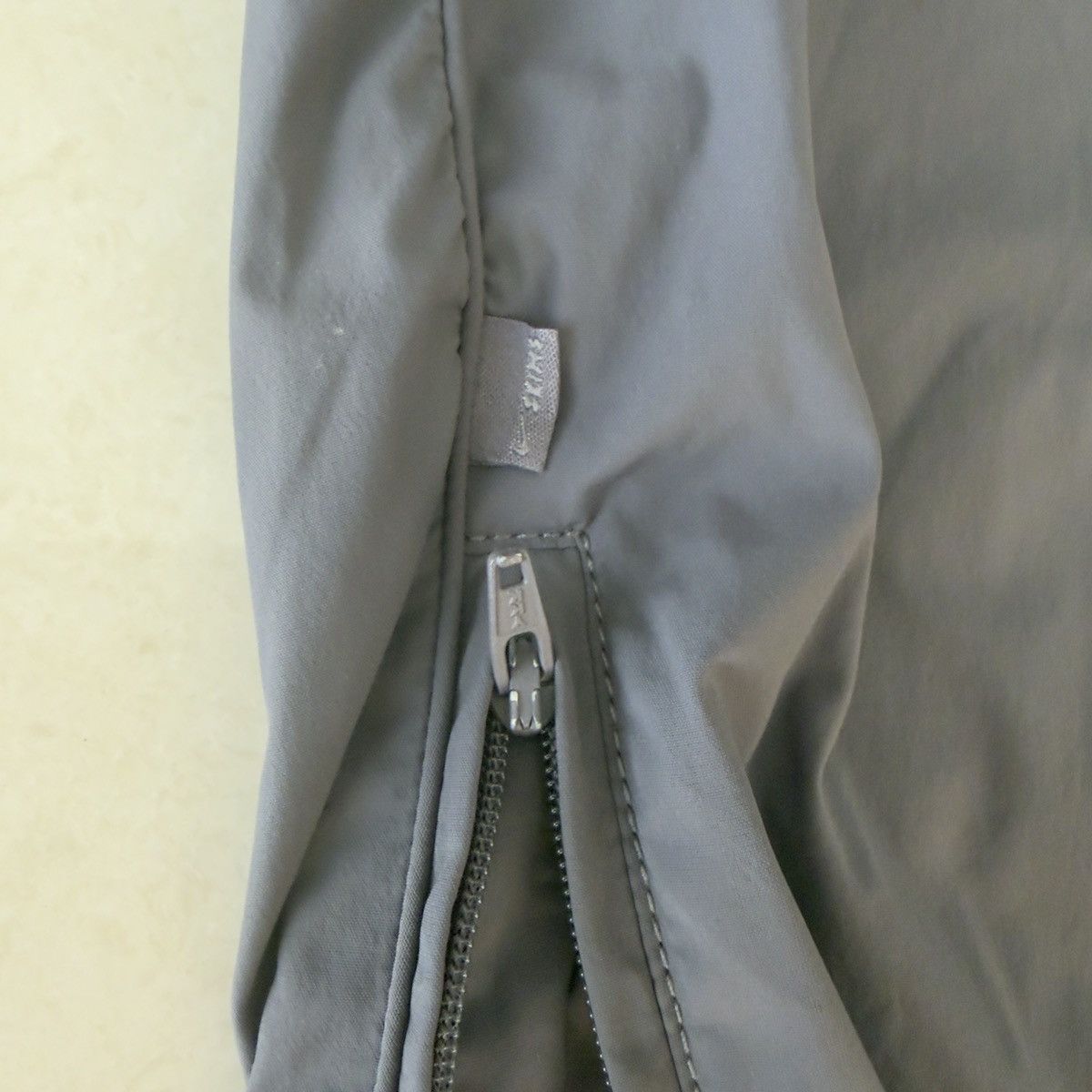 Nike Nike Skims Track Pants Grey Large 🚫READ DESCRIPTION🚫 Size US 34 / EU 50 - 5 Thumbnail