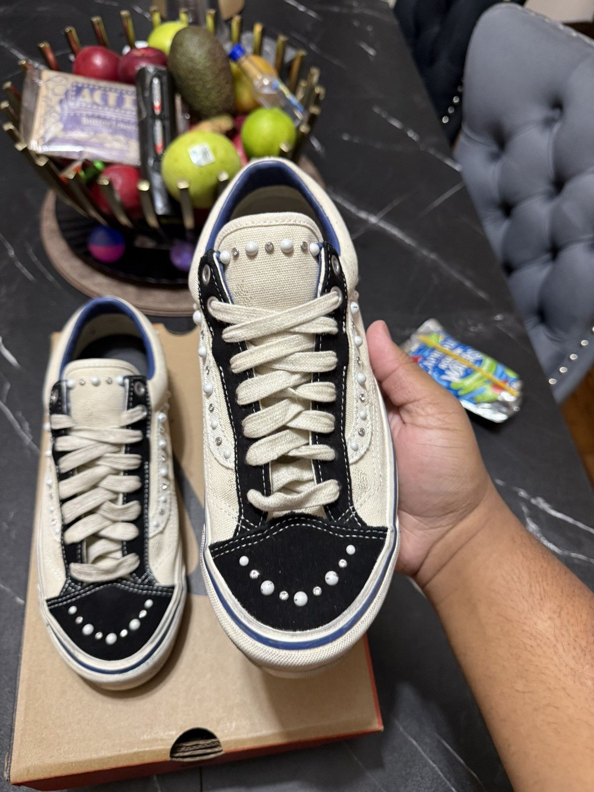 Satoshi Nakamoto × Vans Vans Otw Pearlized Pack Marshmallow Size 7.5 Size US 7.5 / EU 40-41 - 6 Thumbnail