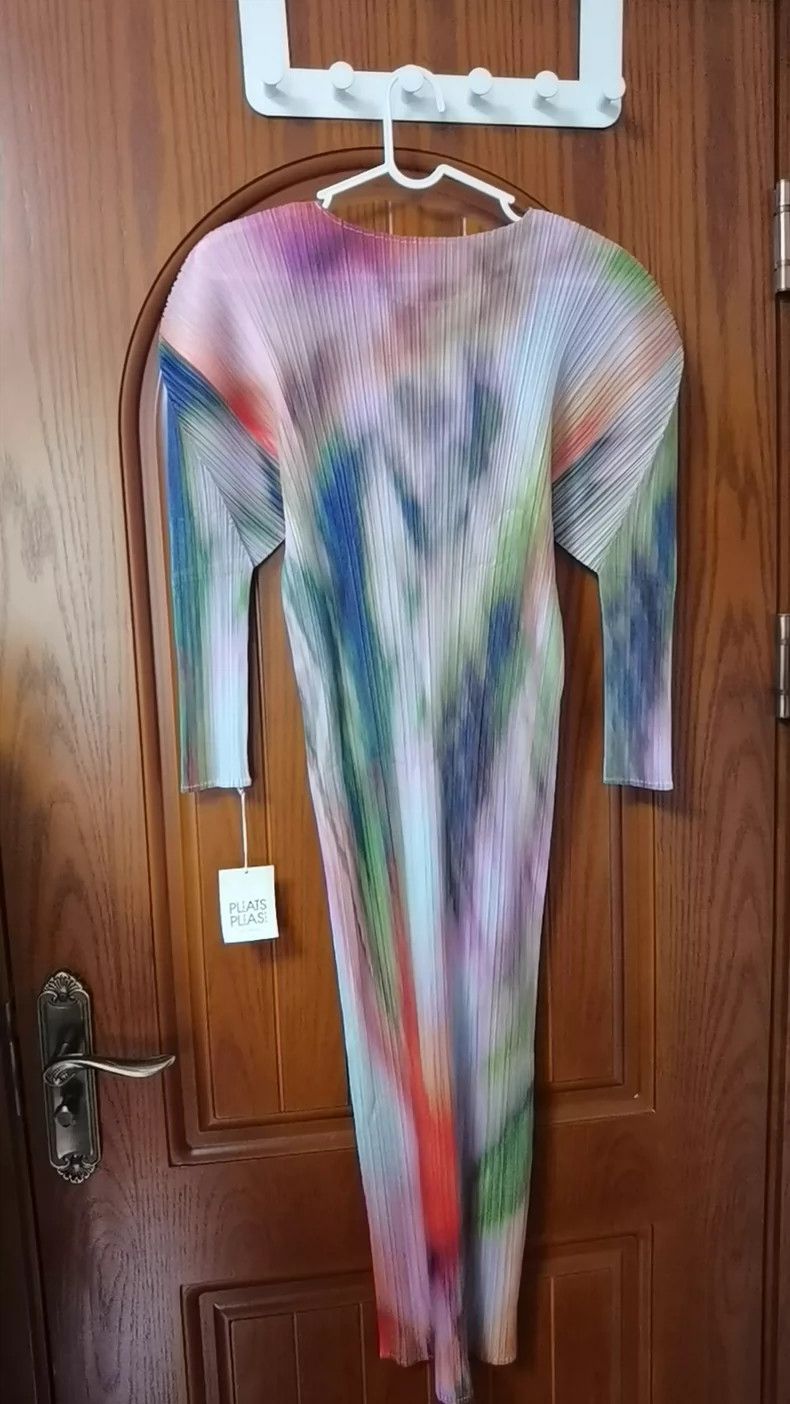 Issey Miyake Issey Miyake size:2 Pink and green pleated long-sleeved dr Size S / US 4 / IT 40 - 3 Thumbnail