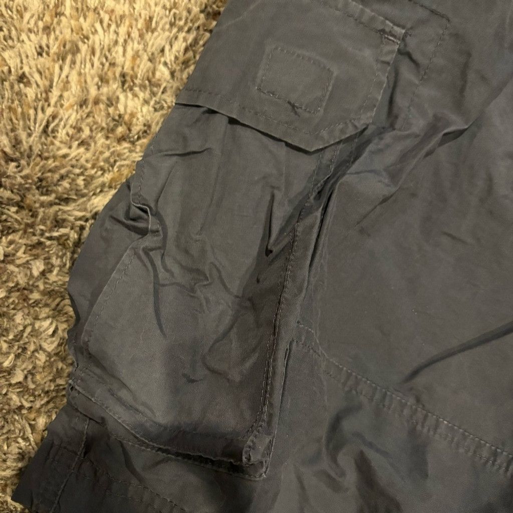 Old Navy Men’s Old Navy Cargo Shorts Size US 30 / EU 46 - 2 Thumbnail