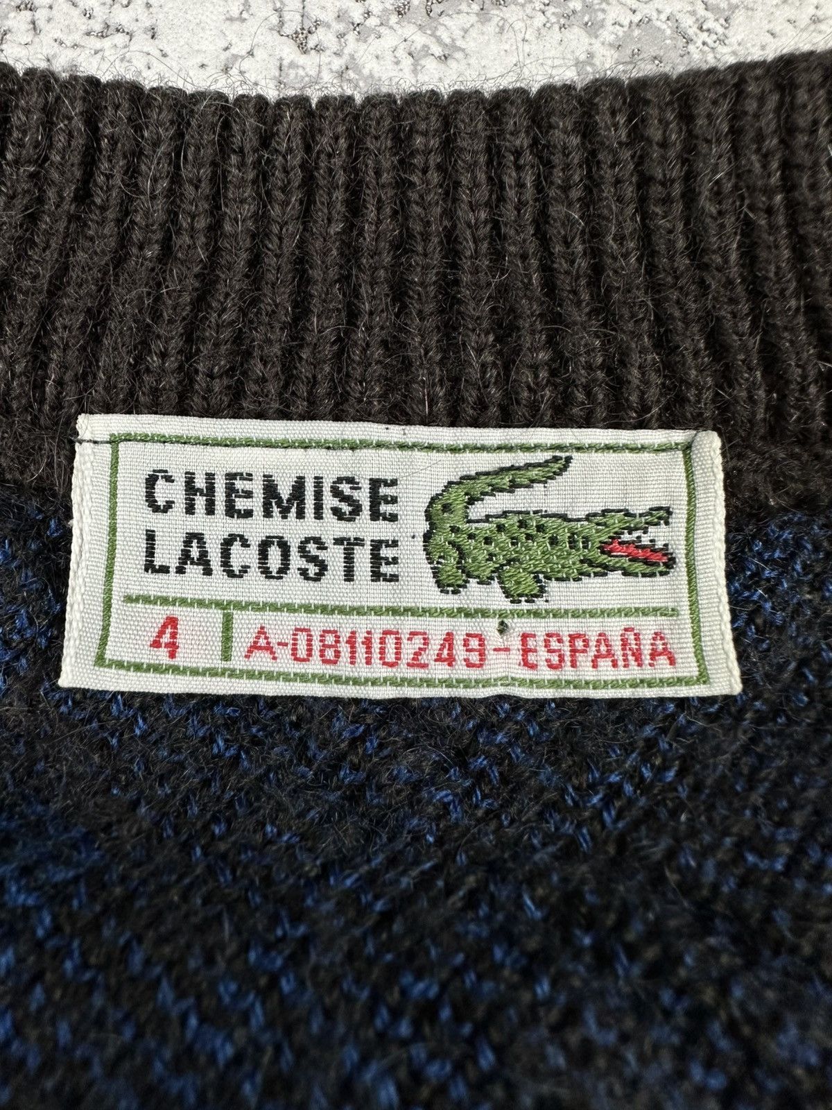 Lacoste Vintage Lacoste V-Neck Sweater Rare Size US L / EU 52-54 / 3 - 3 Thumbnail