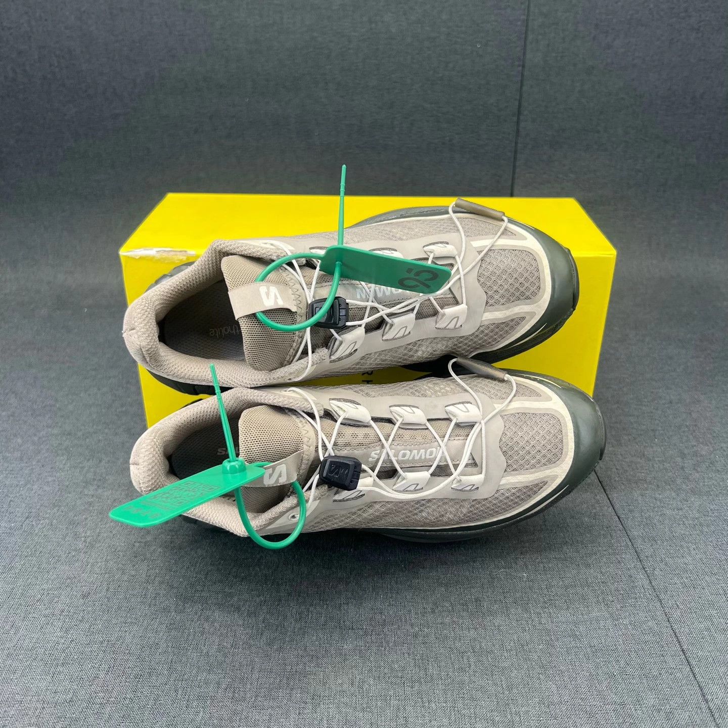 Salomon Salomon XT-6 Khaki Grey 38.5 New Original Box Size US 8.5 / IT 38.5 - 3 Thumbnail