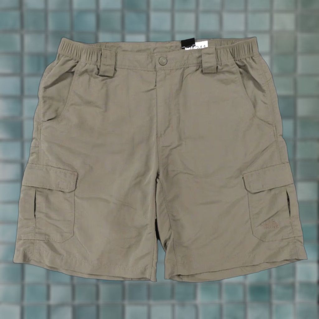 VINTAGE The North Face Cargo Shorts Mens Large Green Lightweight Casual Outdoor 90s Mens