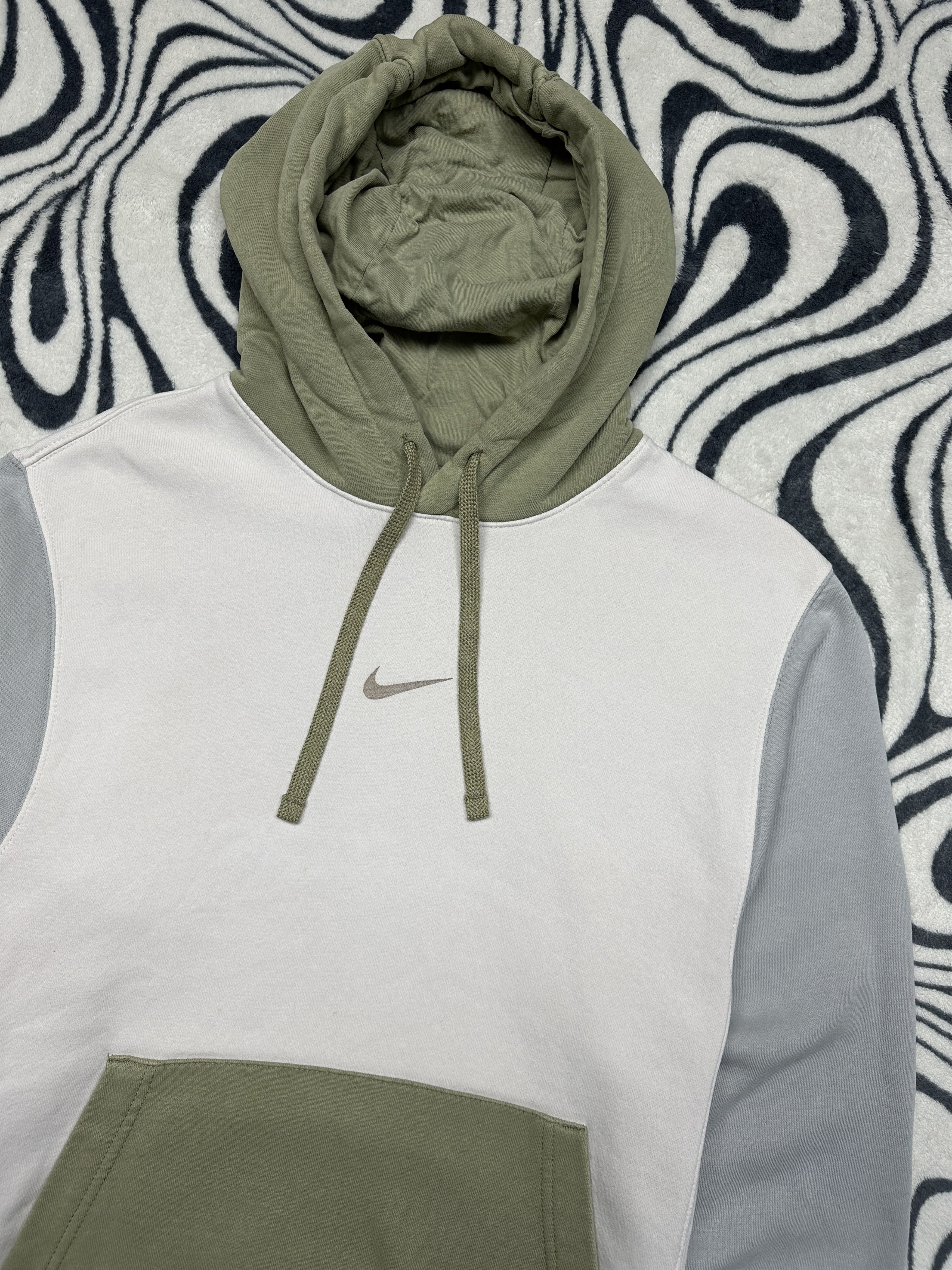 Nike Nike Mens Center Logo Hoodie Size US S / EU 44-46 / 1 - 2 Thumbnail