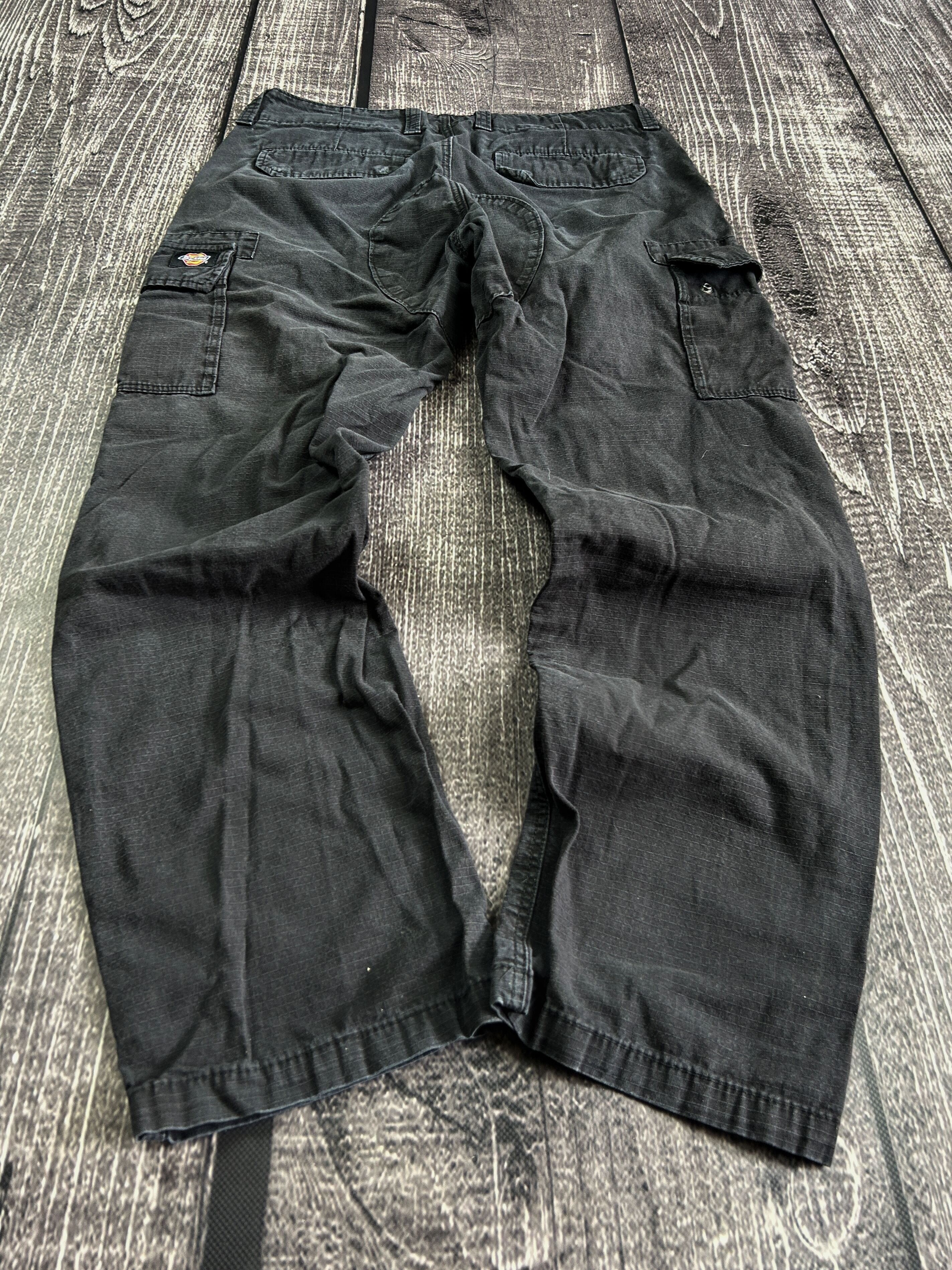 Carhartt VTG BALENCIAGA STYLE CARHARTT CARGO PILOT JEANS 90S Size US 30 / EU 46 - 1 Thumbnail