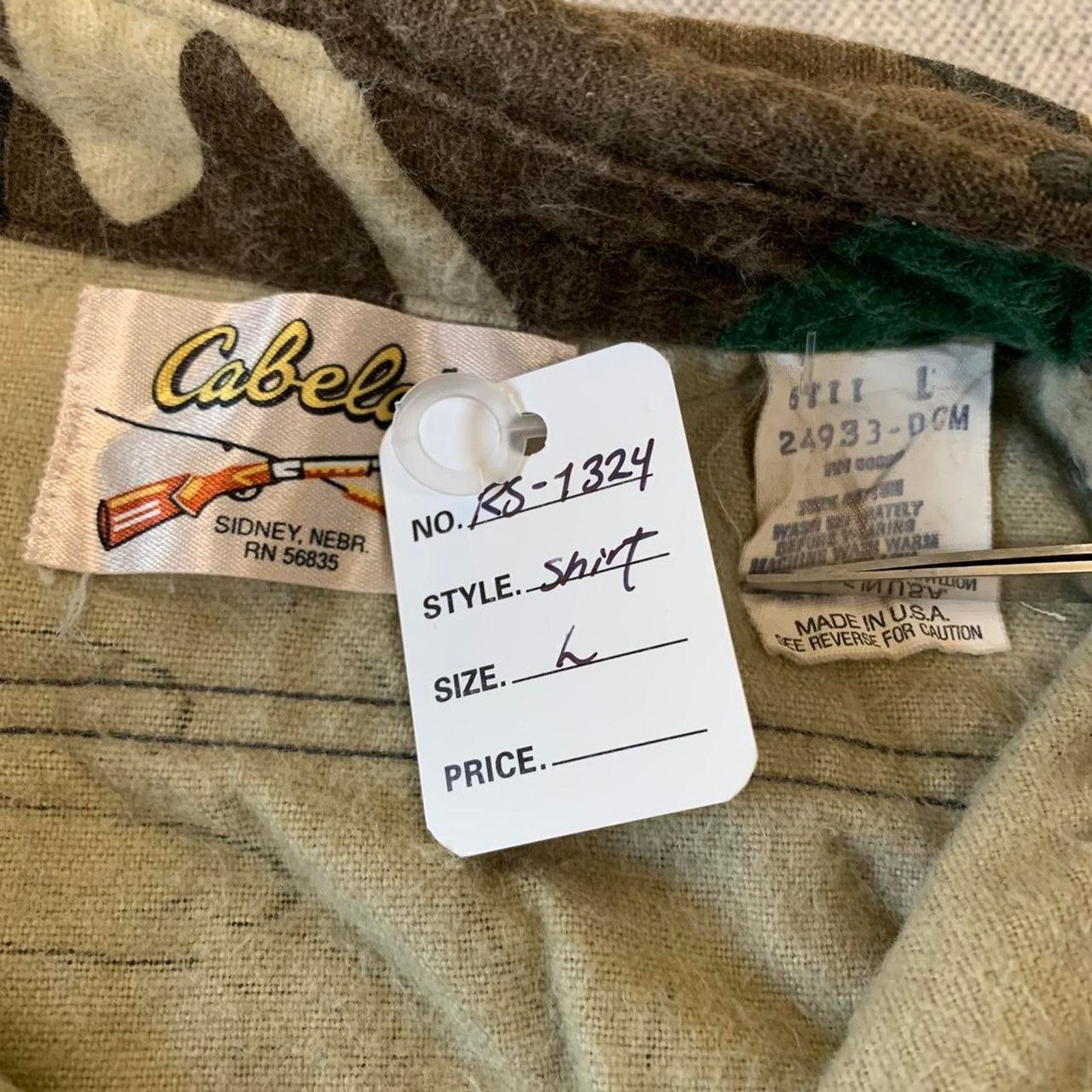 Vintage Vintage Cabela's Woodland Camo button up flannel shirt Size US L / EU 52-54 / 3 - 4 Thumbnail