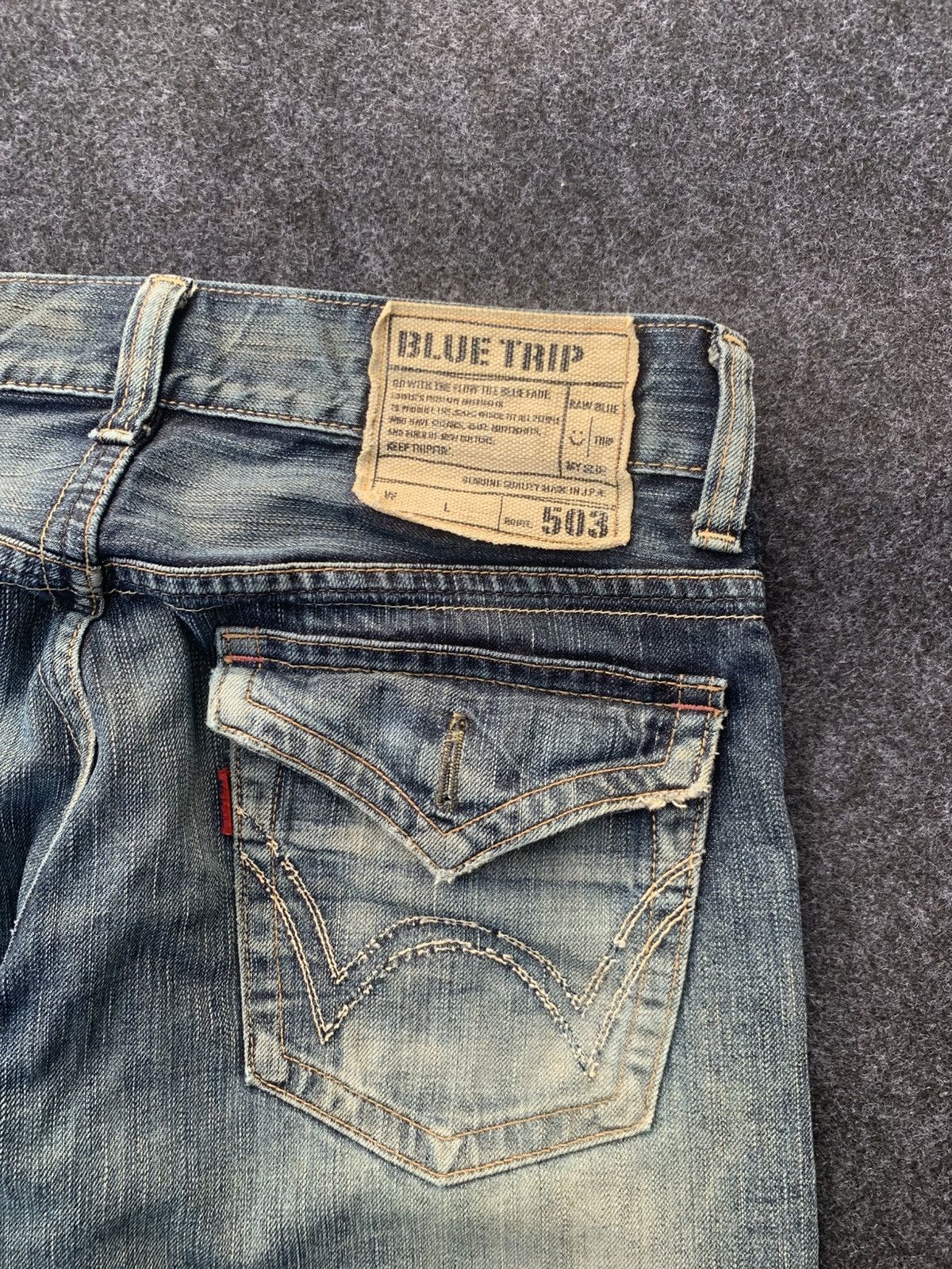Edwin VINTAGE EDWIN 503 FADE BLUE. Size US 32 / EU 48 - 9 Thumbnail