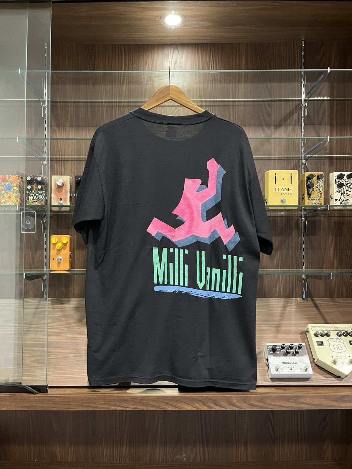 Band Tees Vintage Milli Vanilli 1990 Size US XL / EU 56 / 4 - 2 Thumbnail