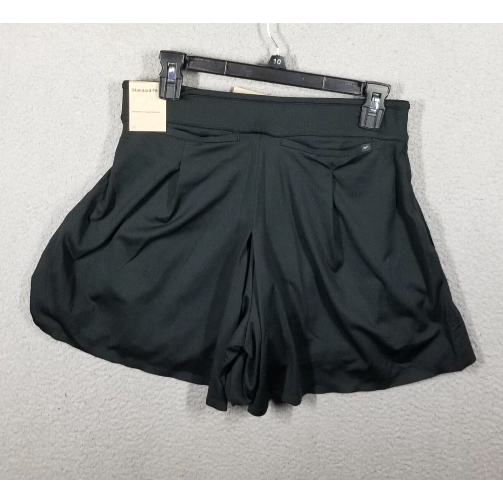 Nike Nike Dri-Fit UV Ace Golf Shorts Womens Small DA3227-010 Black Skirt Size 28" / US 6 / IT 42 - 2 Thumbnail