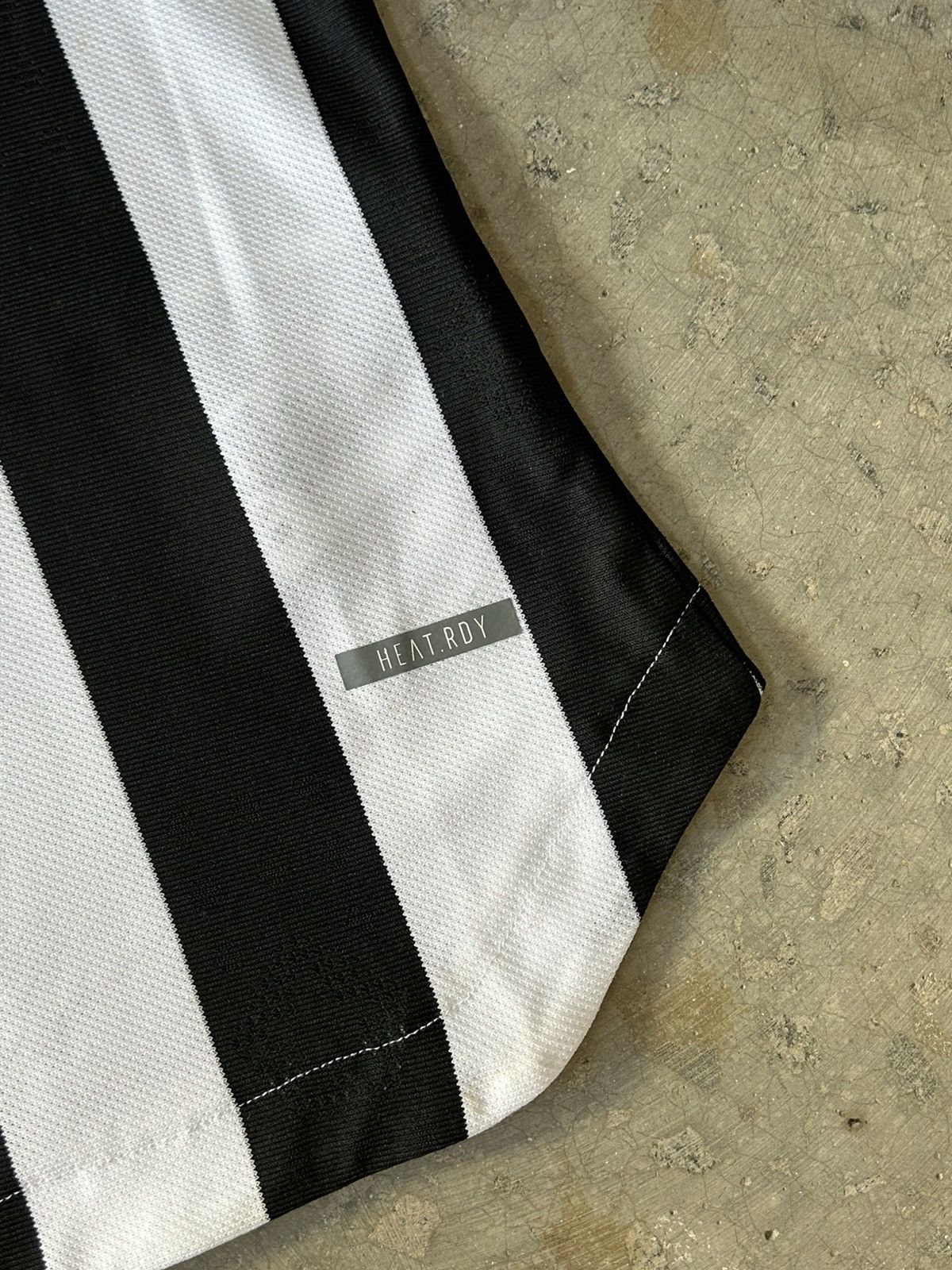 Adidas Juventus 2021/22 Home Soccer Jersey Jeep Football Y2K Drill Size US S / EU 44-46 / 1 - 7 Thumbnail