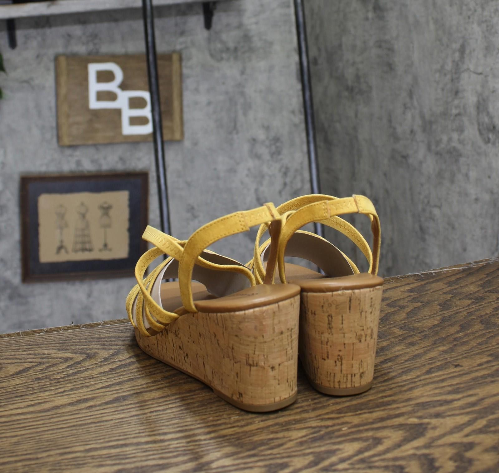 Style & Co Nwt Style & Co. Elastic Wedge Sandals Daffodil Yellow 11m Size US 11 / IT 41 - 4 Thumbnail