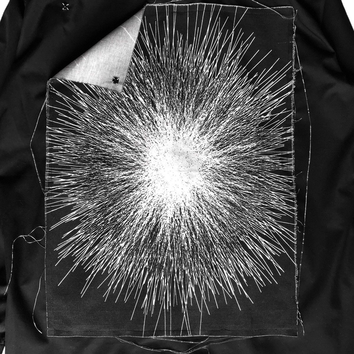 Japanese Brand × Vintage 🧿 ‘prologue’ transformable pillow shirt b&w Size US L / EU 52-54 / 3 - 5 Thumbnail