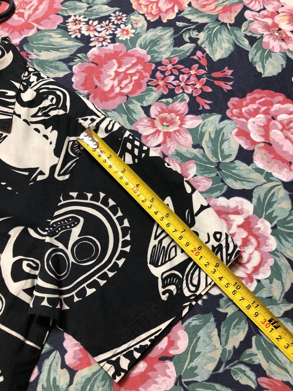 Quiksilver Rare Quiksilver Men's Shirt Black Beach Floral Summer Size US S / EU 44-46 / 1 - 7 Thumbnail