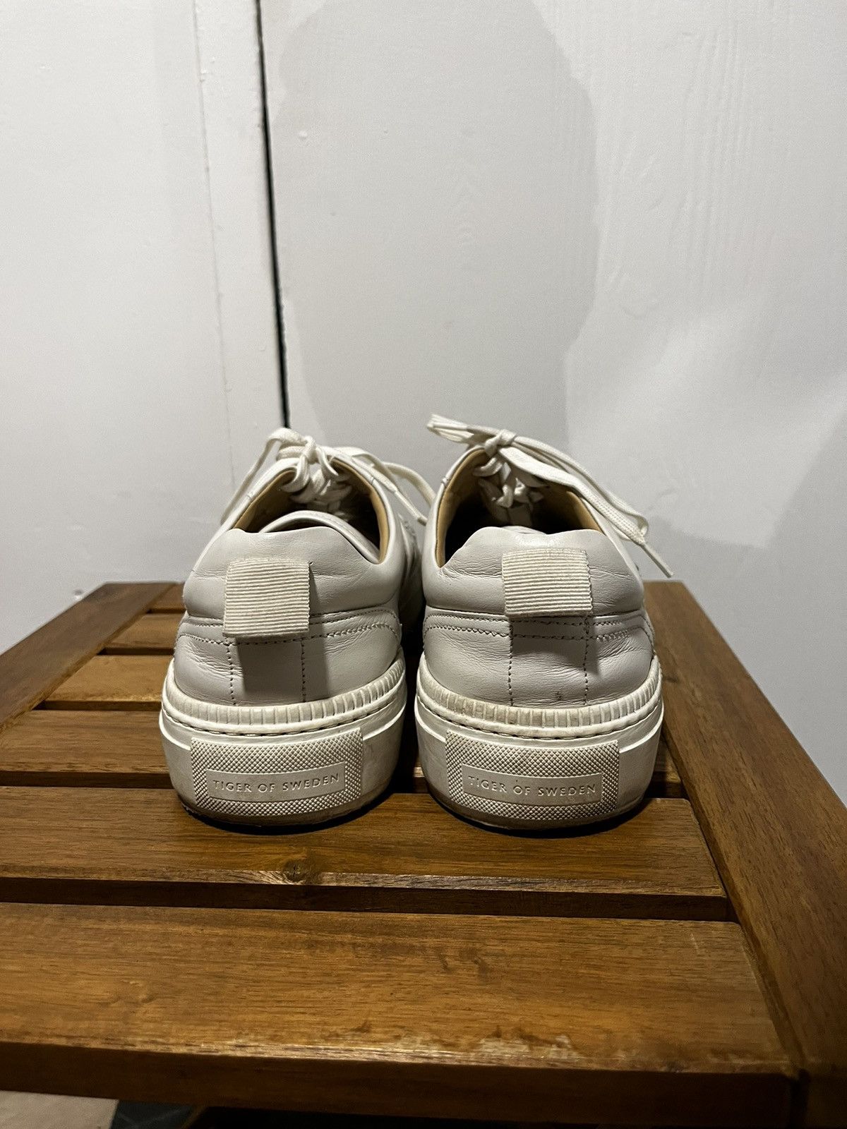 Tiger of Sweden Tiger of Sweden Leather Sneakers Size US 10 / EU 43 - 3 Thumbnail