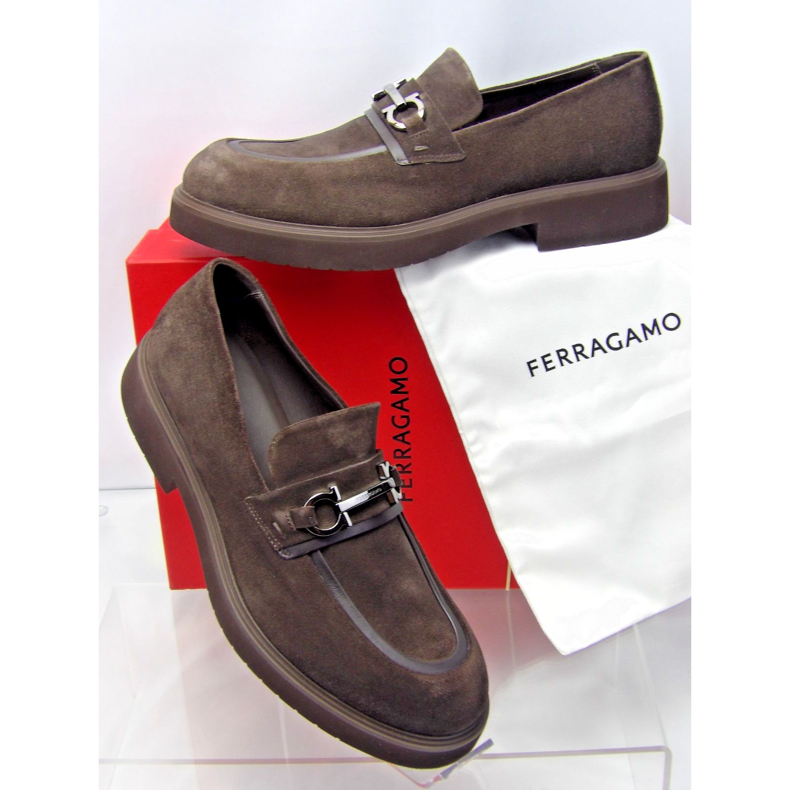 Salvatore Ferragamo FERRAGAMO FIORELLO BROWN SUEDE LEATHER GANCINI LOAFERS 10 M Size US 11 / EU 44 - 1 Thumbnail