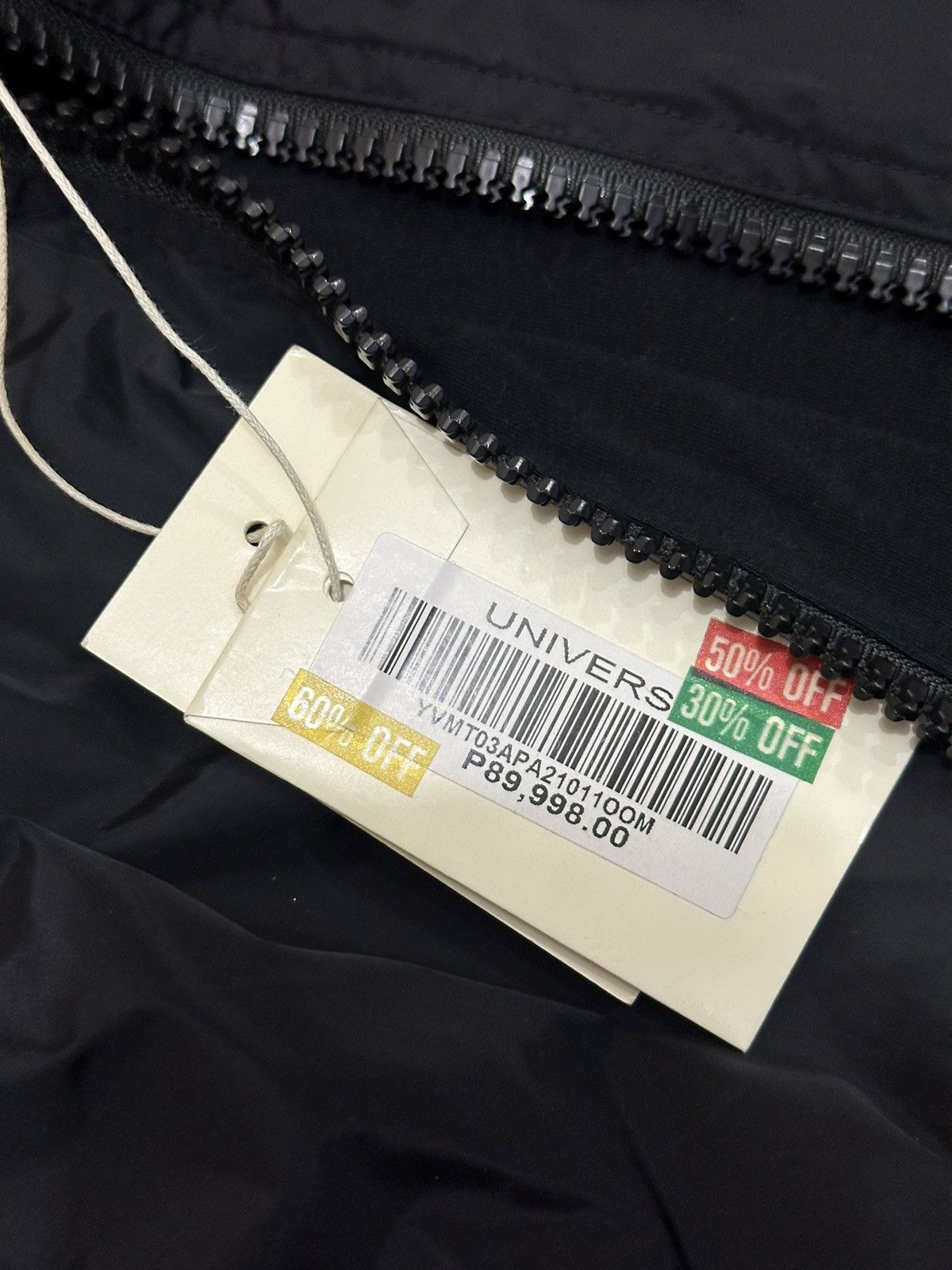 Vetements AW19 Vetements Interpol Packable hood and convertible jacket Size US S / EU 44-46 / 1 - 8 Thumbnail