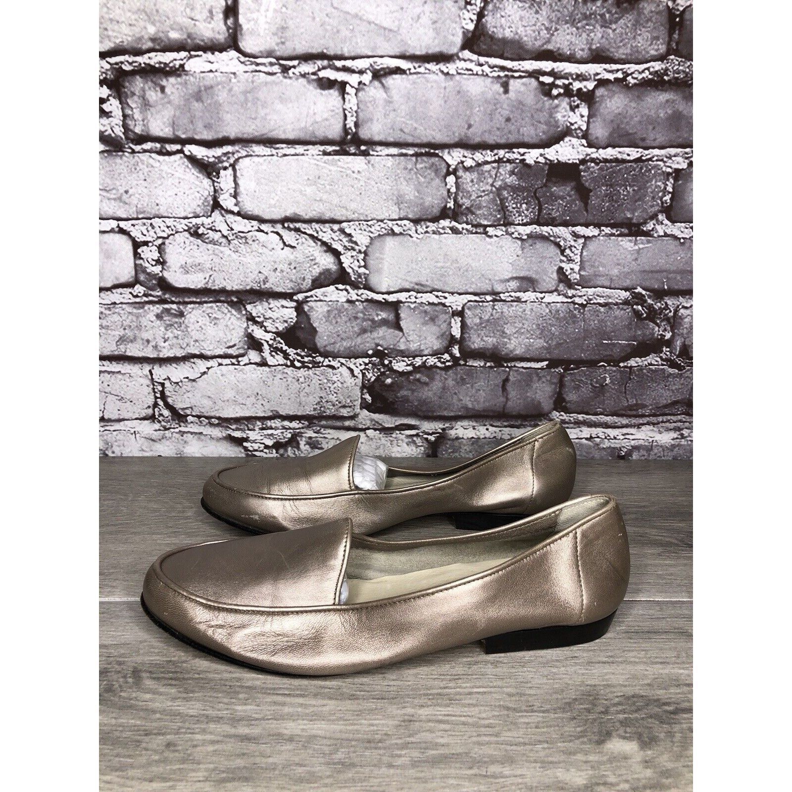 Cole Haan Cole Haan Pewter Silver Leather Slip On Loafer Flats Women S Size US 7.5 / IT 37.5 - 6 Thumbnail