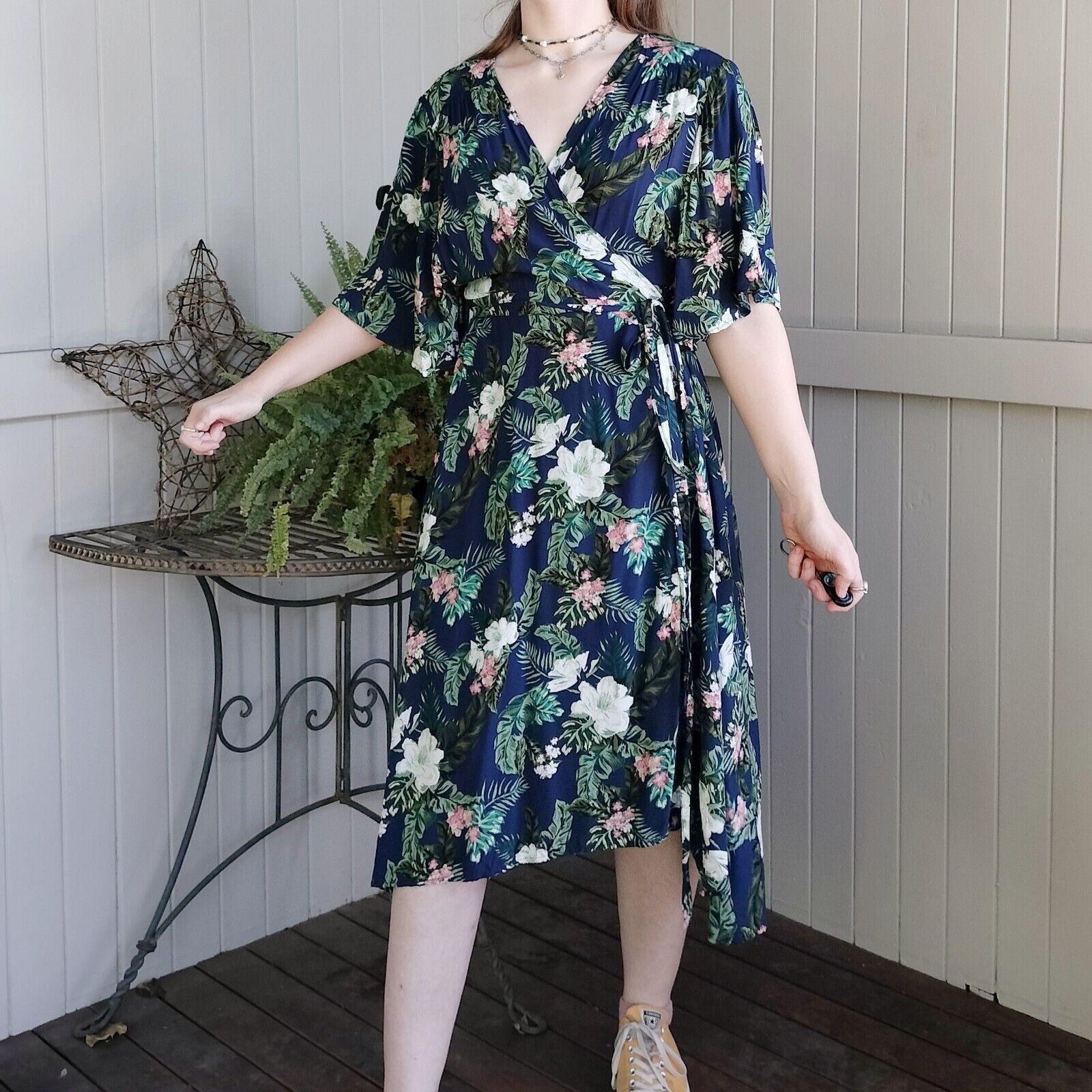 Designer Ivory Dress Floral Wrap Midi Bell Sleeve Ruffle Cocktail Size L / US 10 / IT 46 - 4 Thumbnail